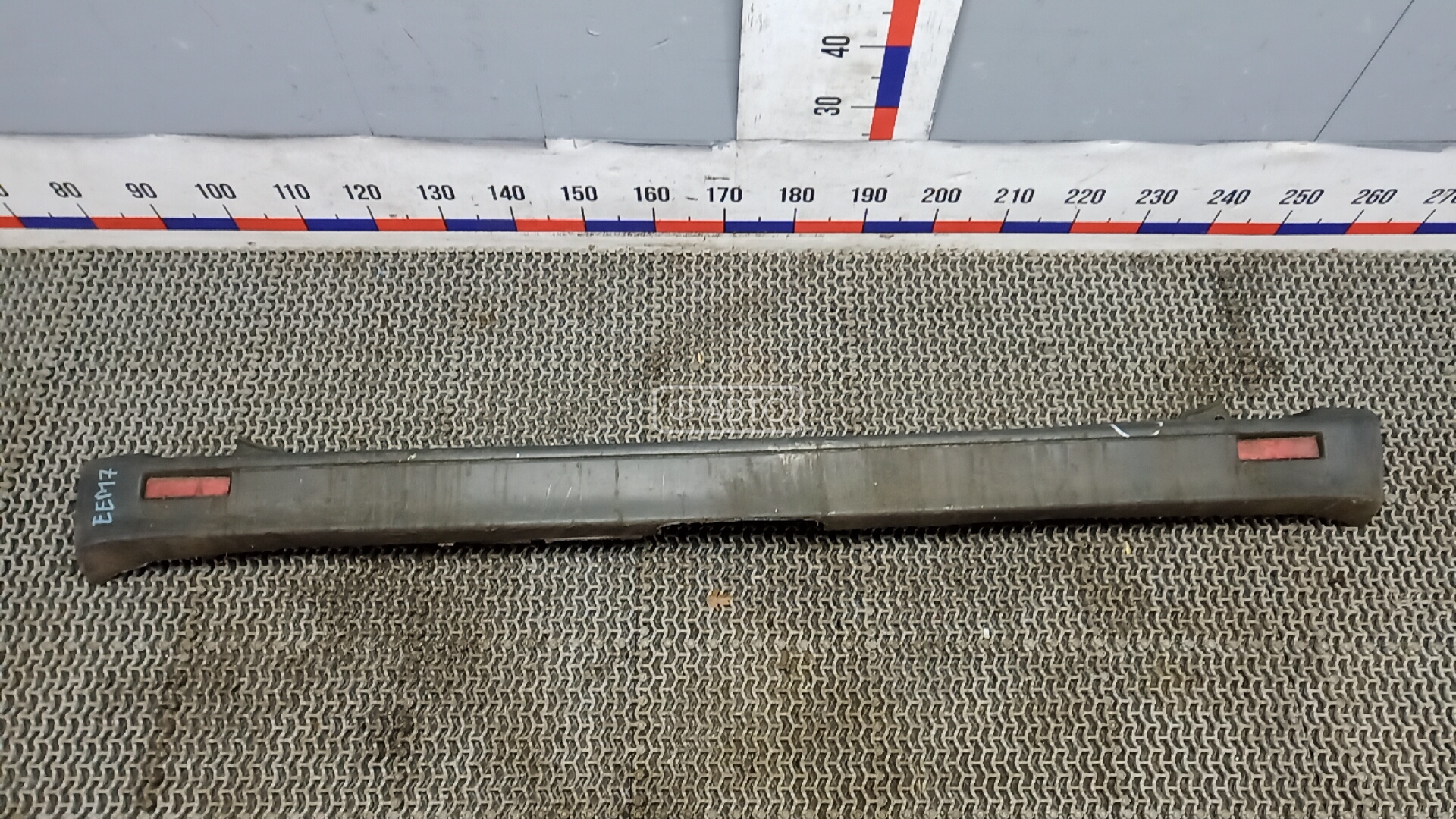 Бампер задний