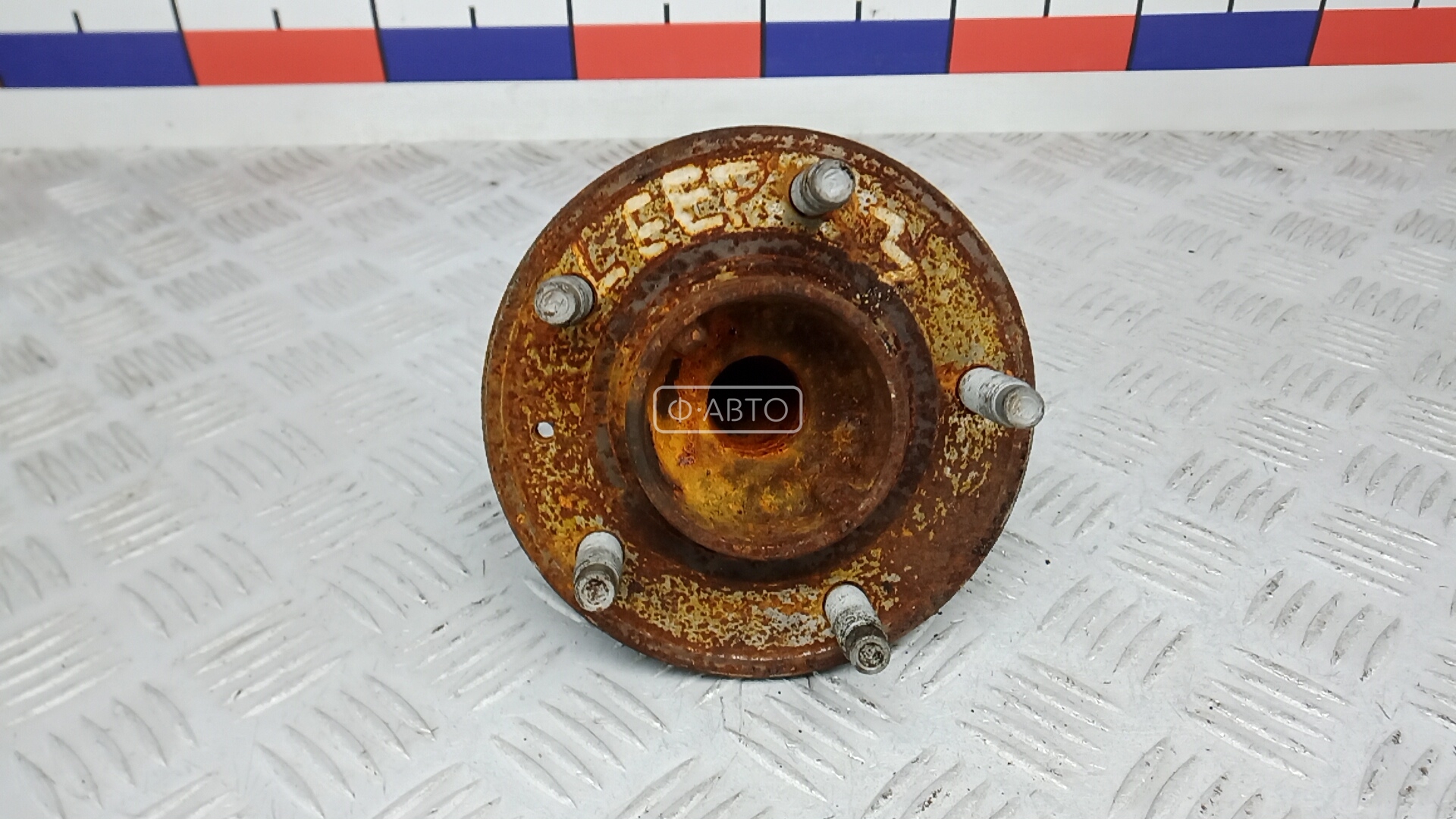 Ступица задняя левая