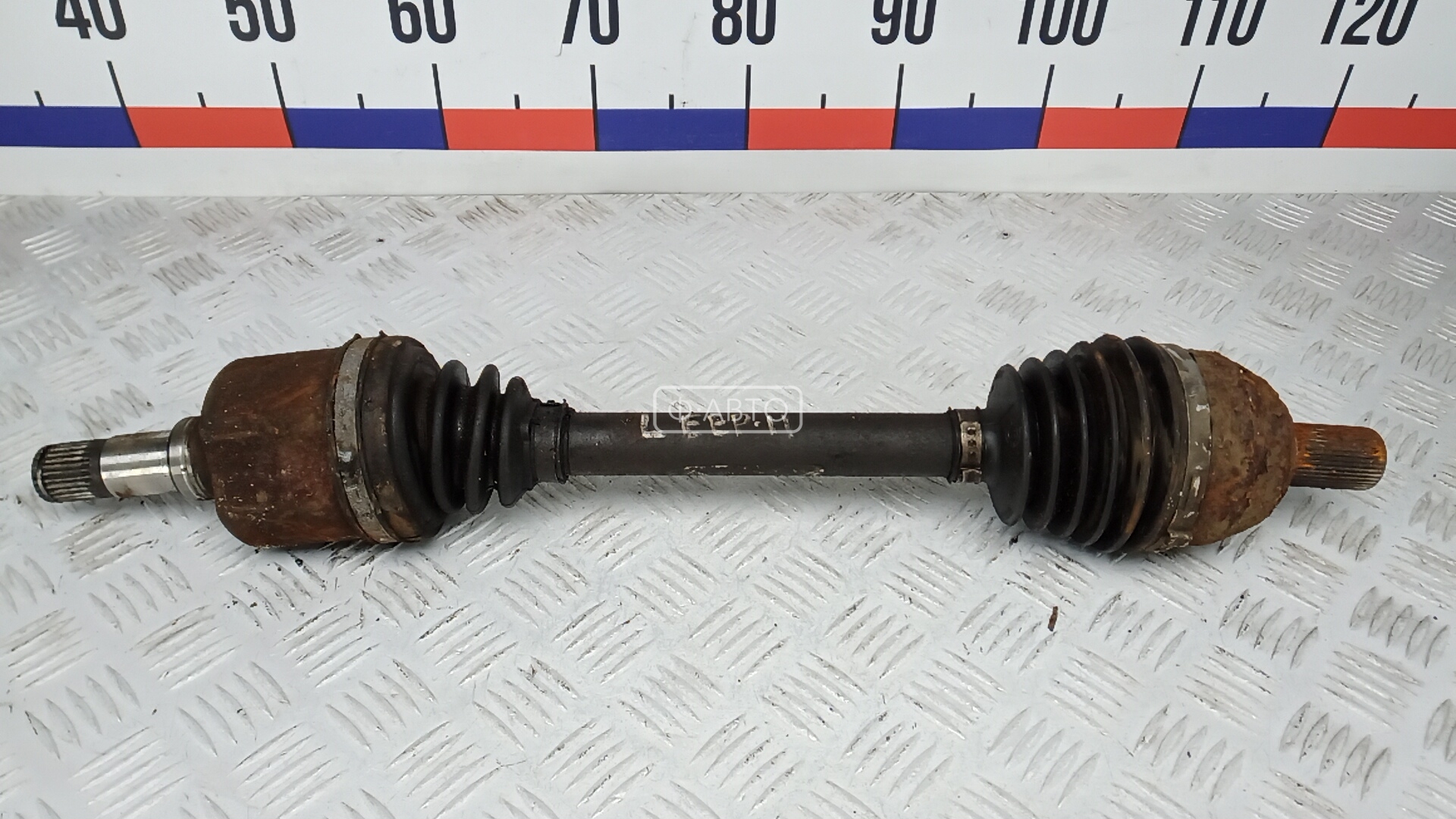 Привод передний левый