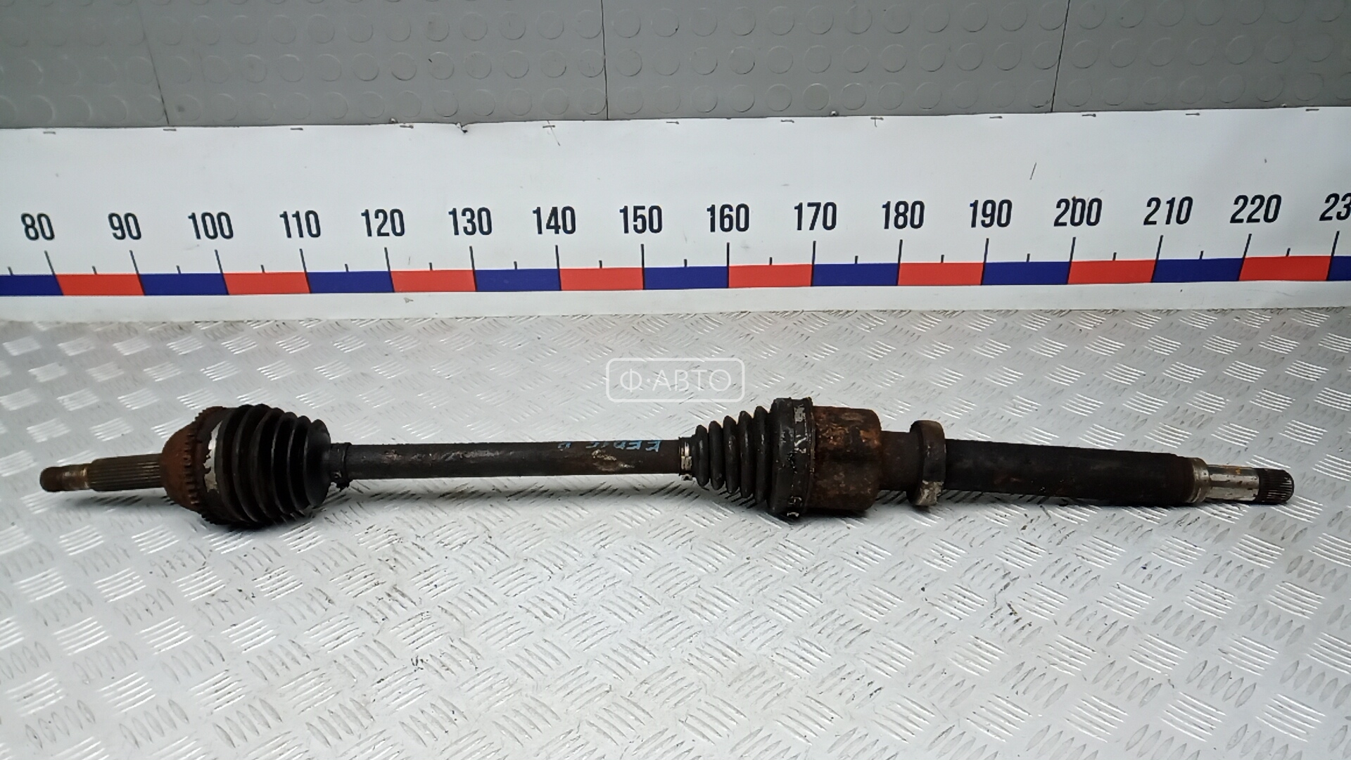 Привод передний правый