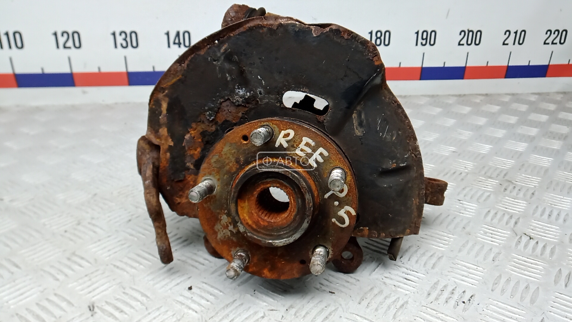 Ступица передняя правая