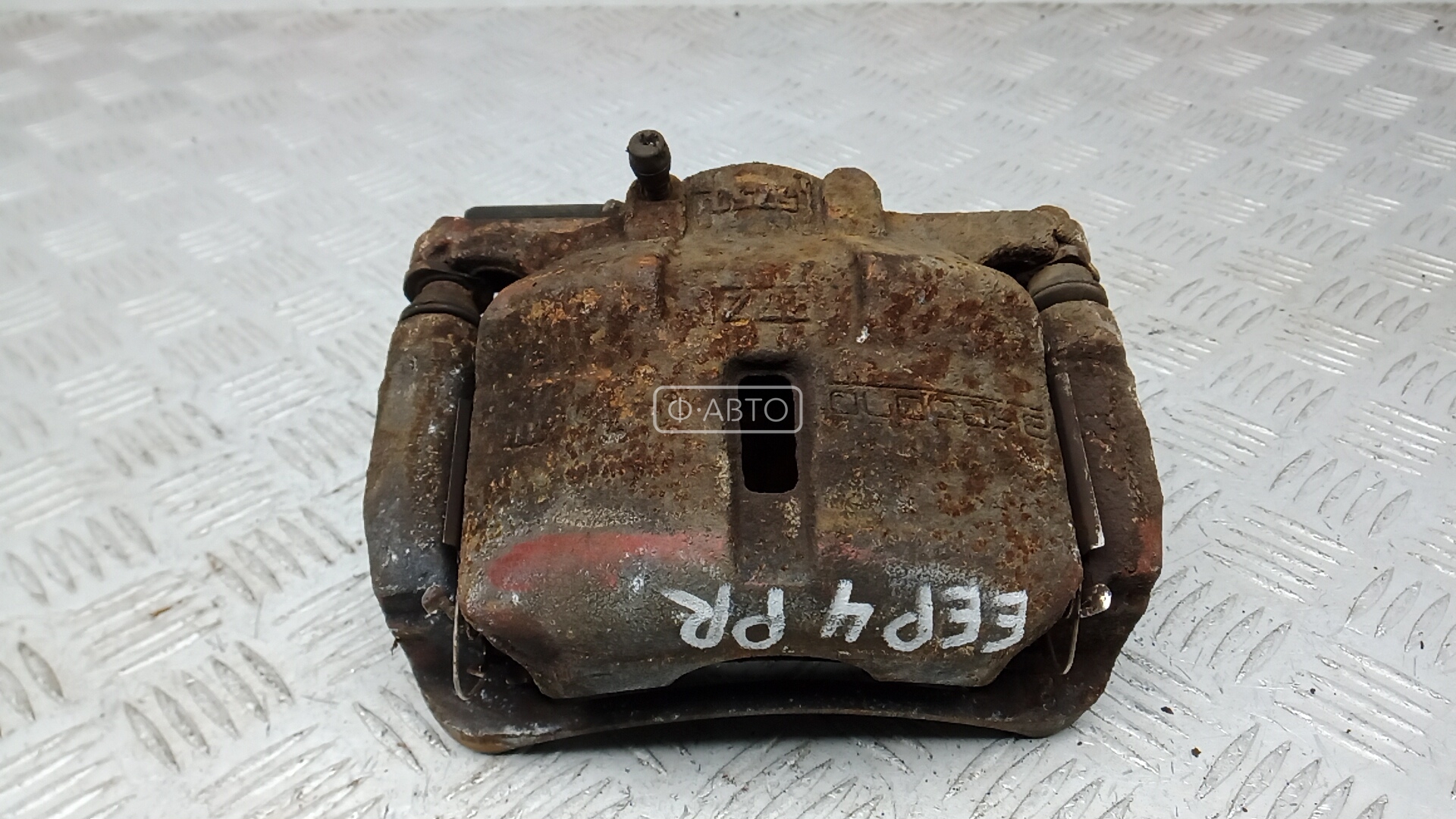 Суппорт тормозной передний правый