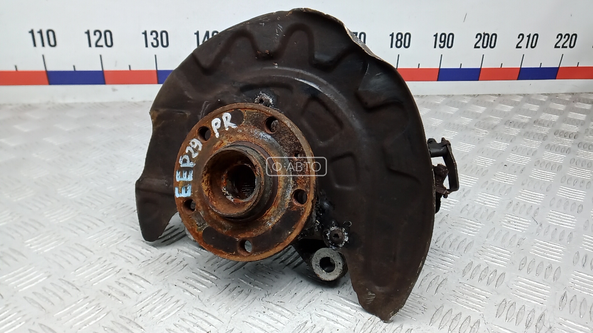 Ступица передняя правая