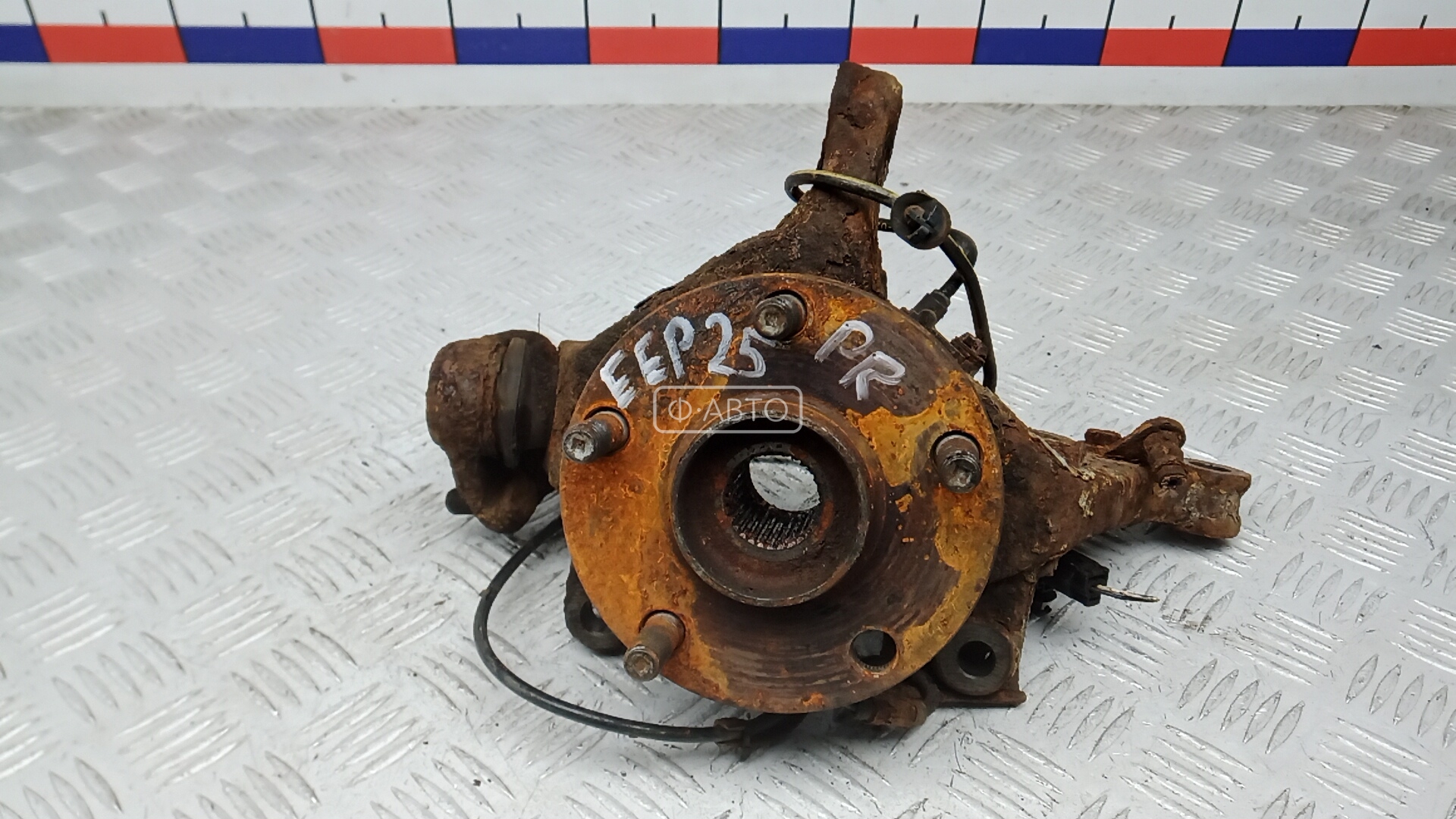 Ступица передняя правая