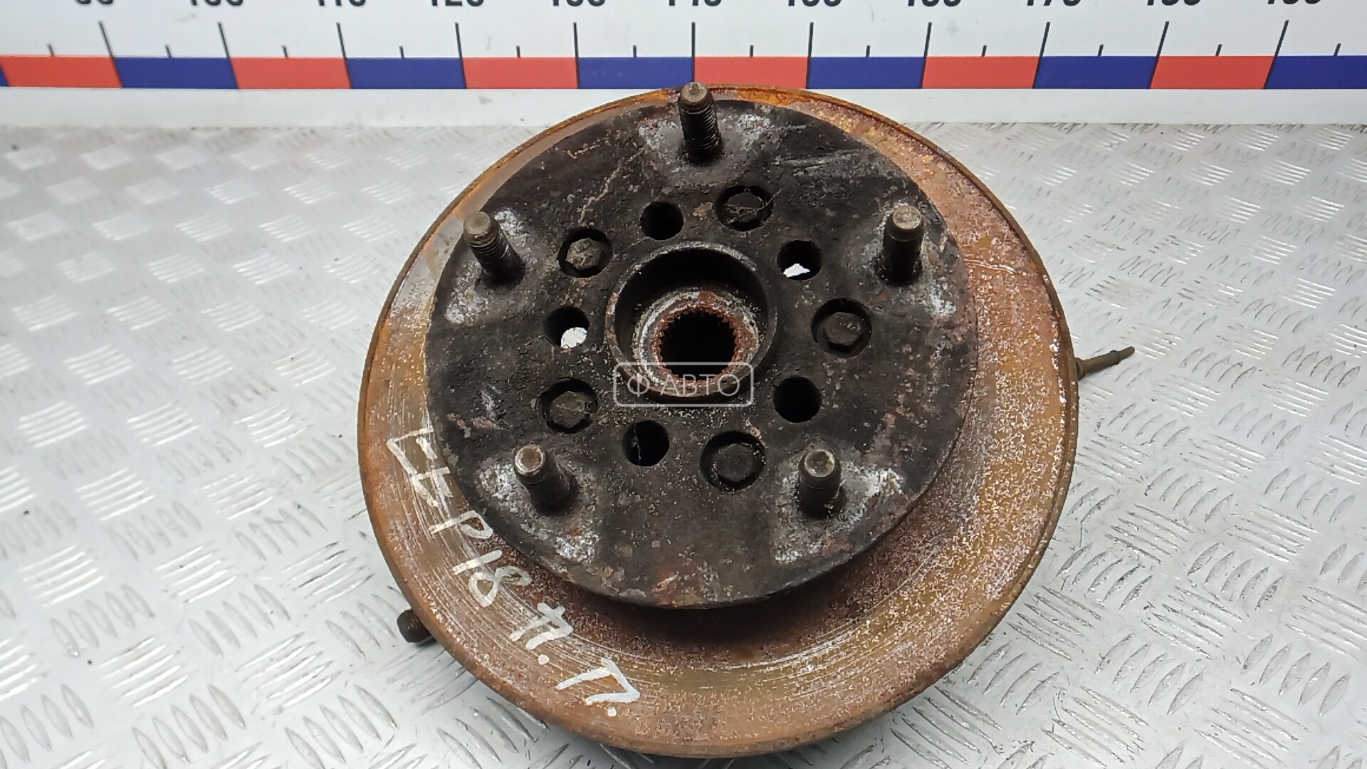 Ступица передняя правая