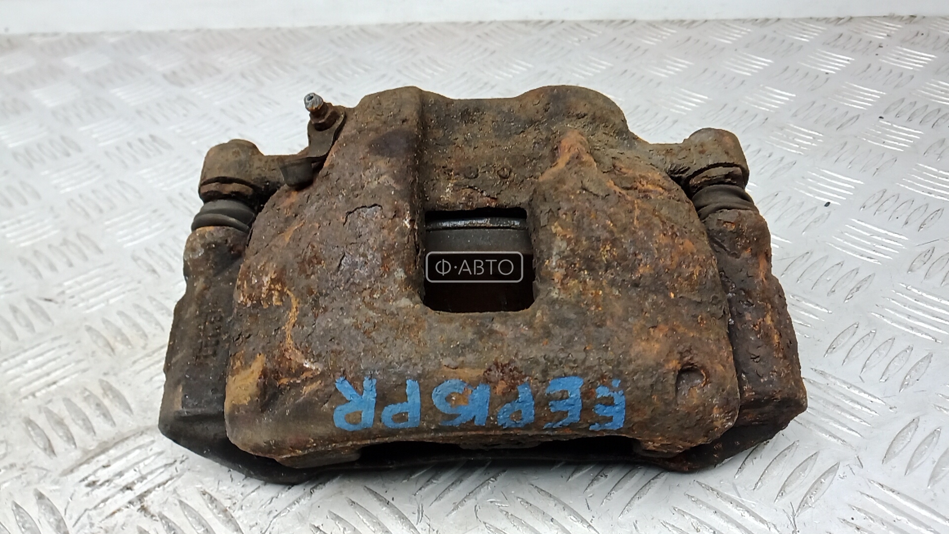 Суппорт тормозной передний правый