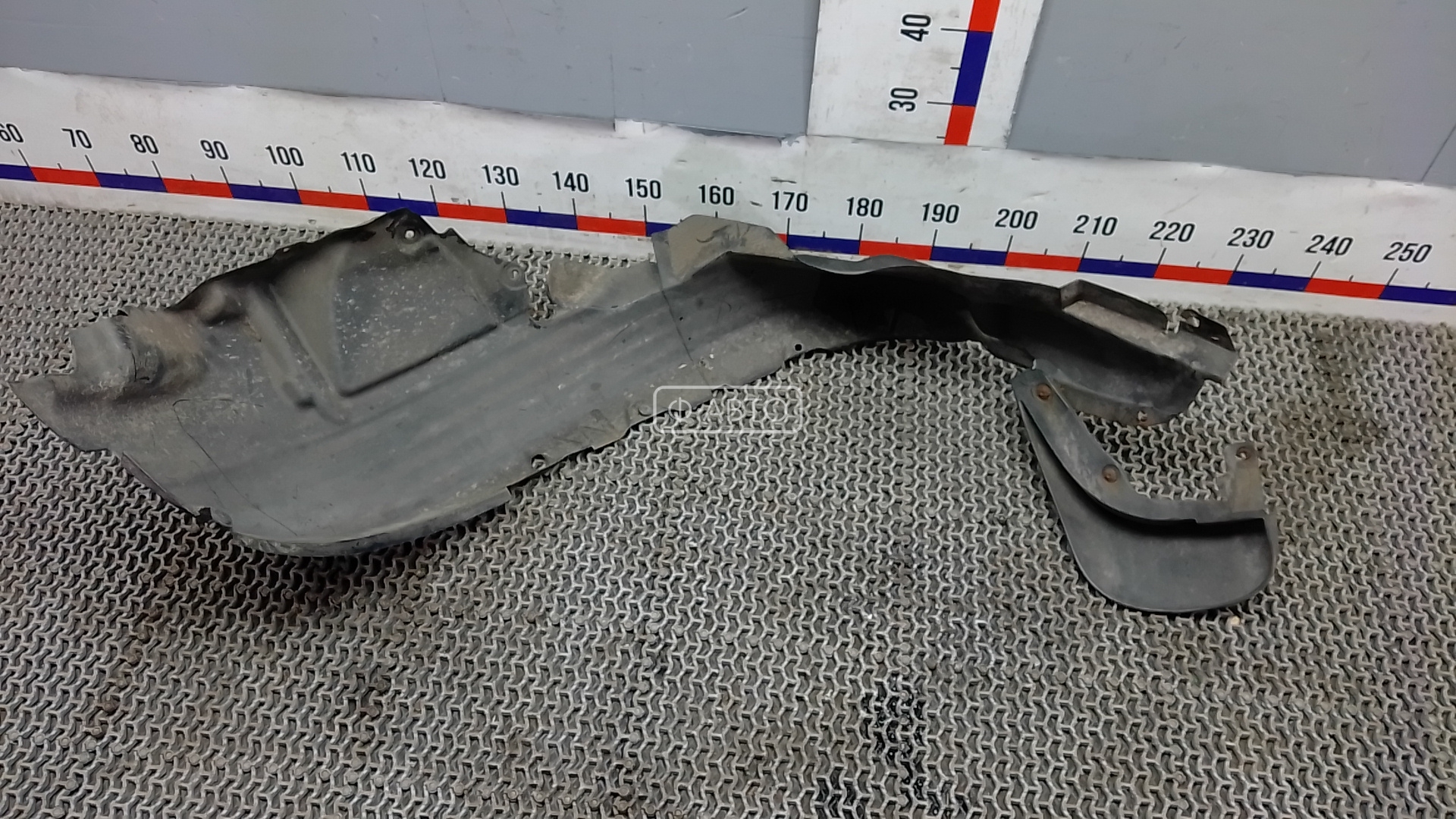 Защита арок (защита крыла, подкрылок) передняя правая