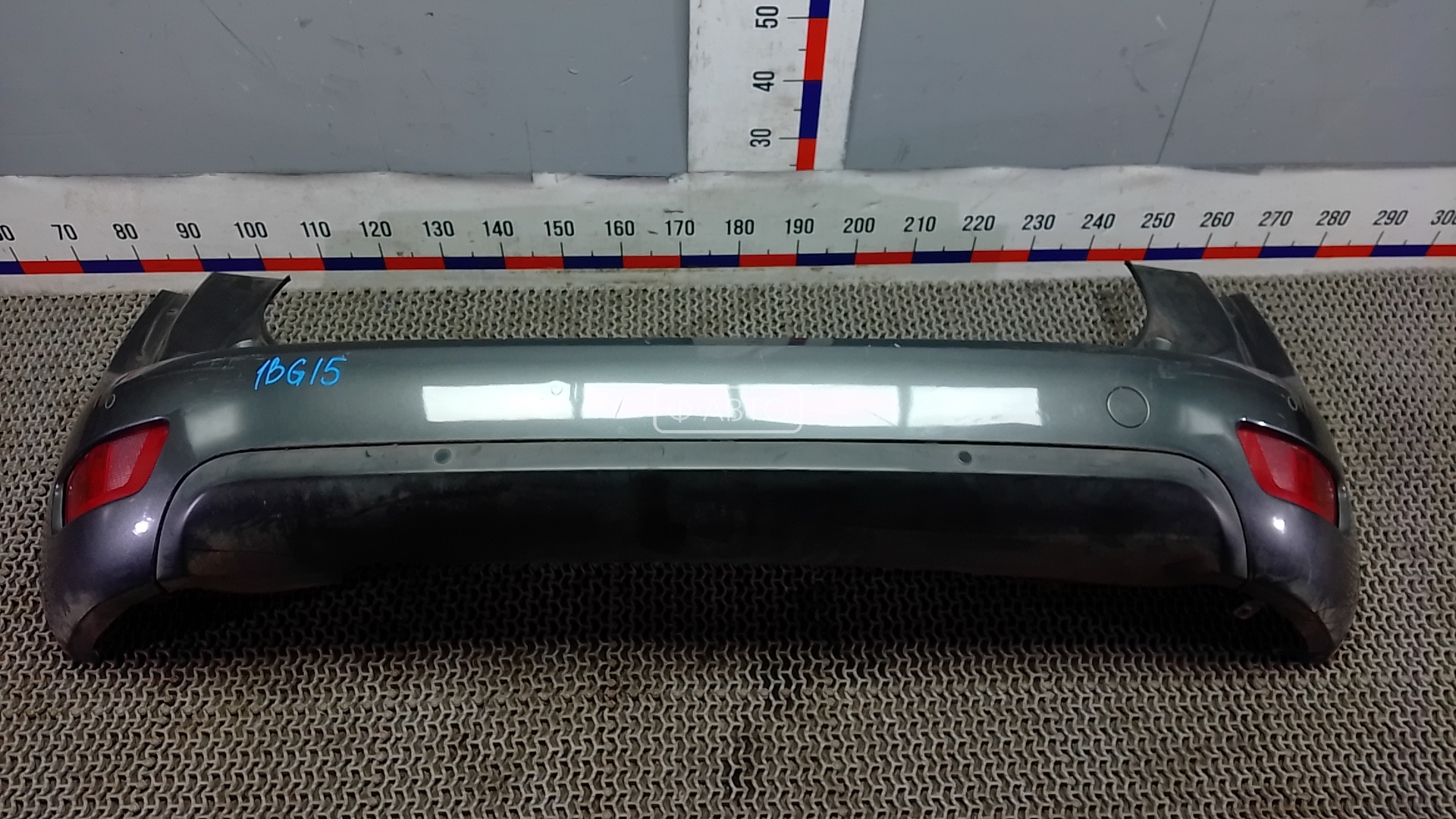 Бампер задний