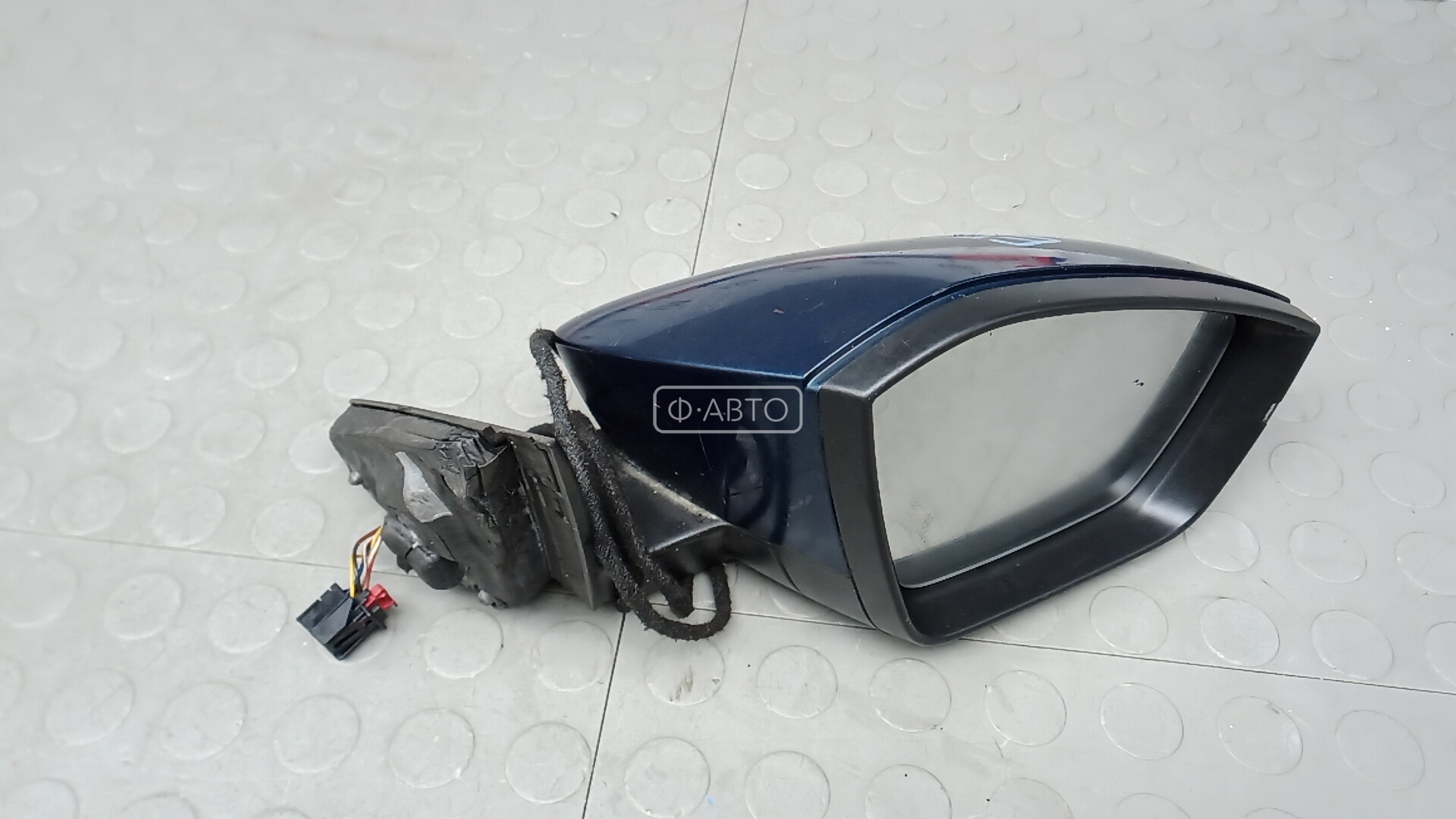 Зеркало наружное правое