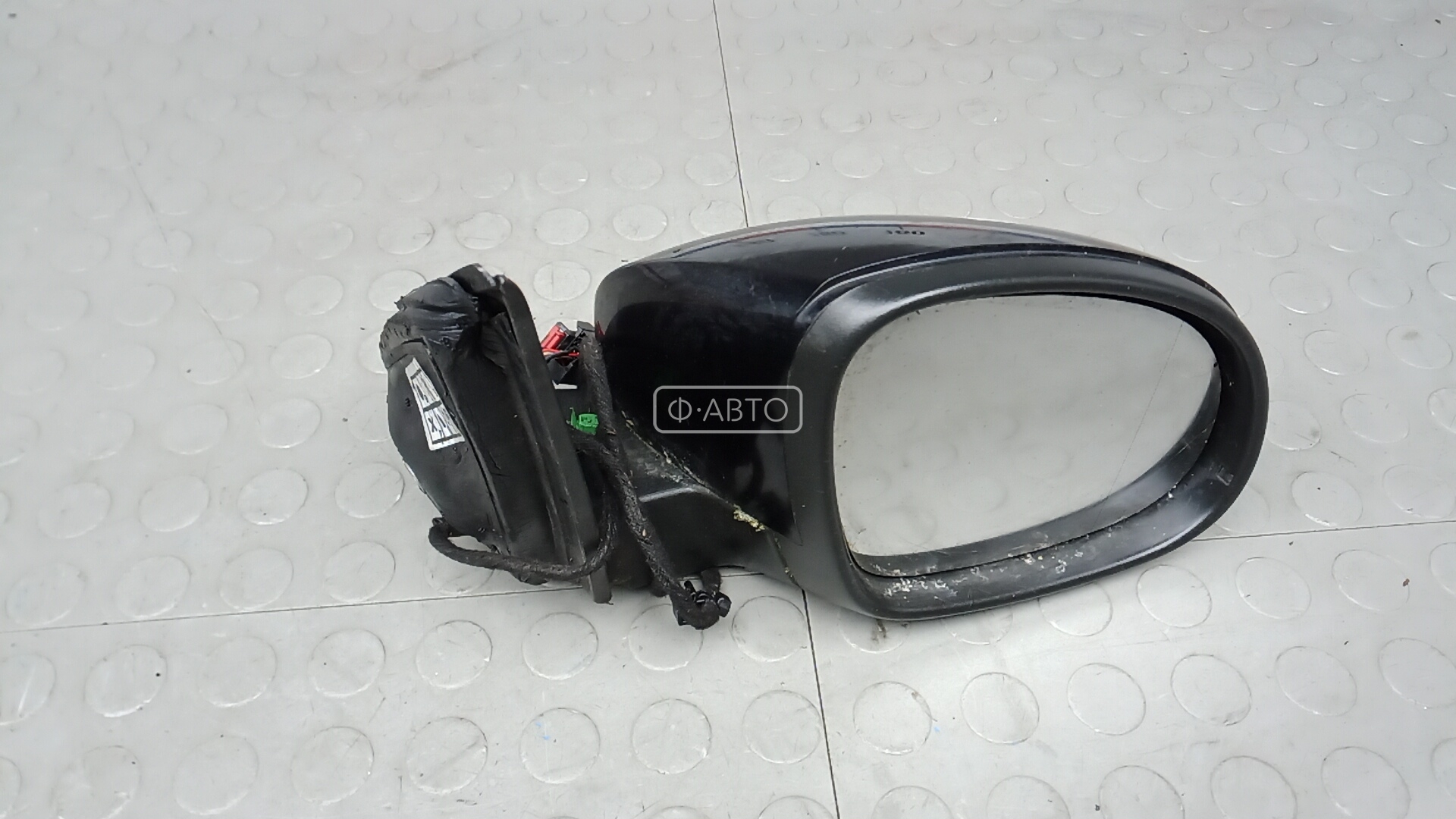 Зеркало наружное правое