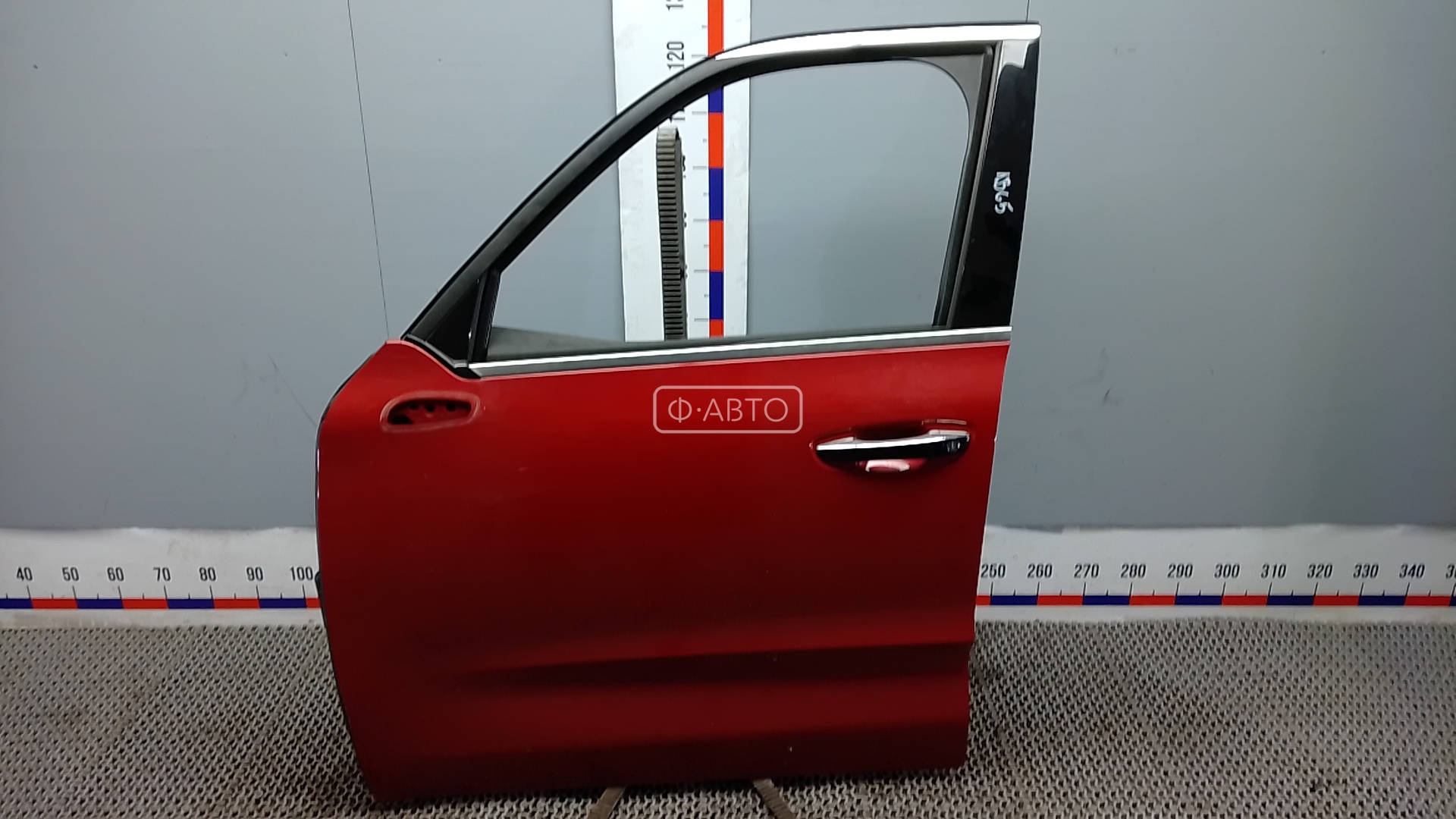 Дверь передняя левая