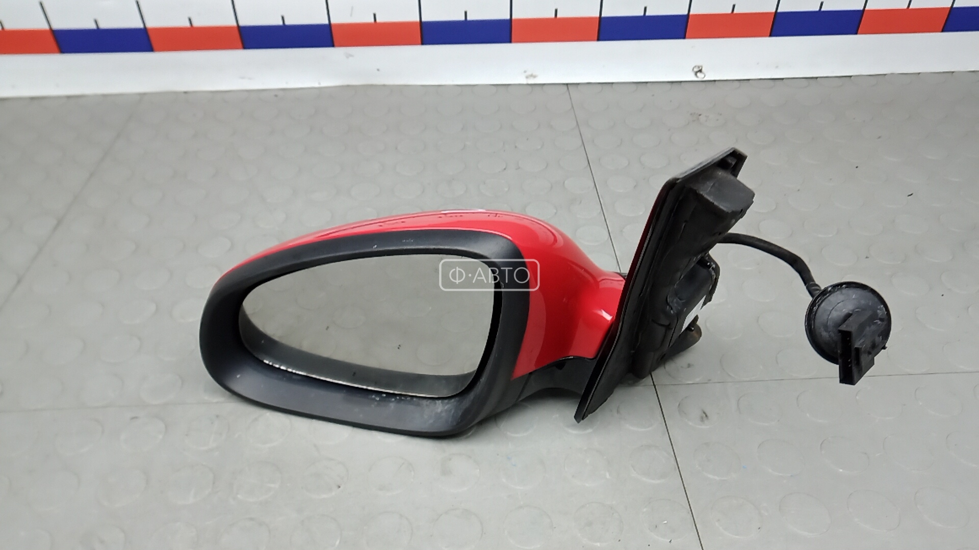 Зеркало наружное левое