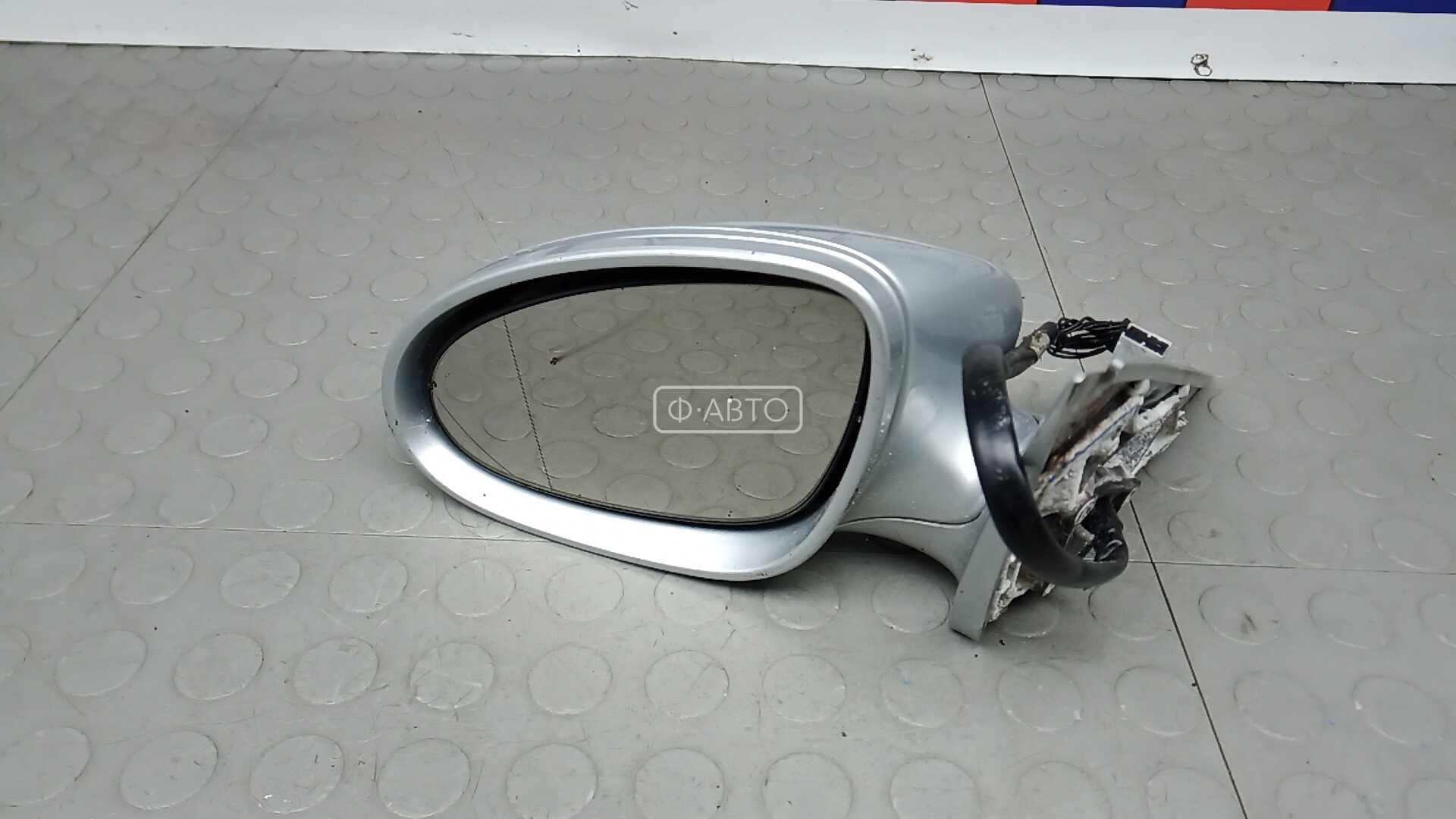 Зеркало наружное левое
