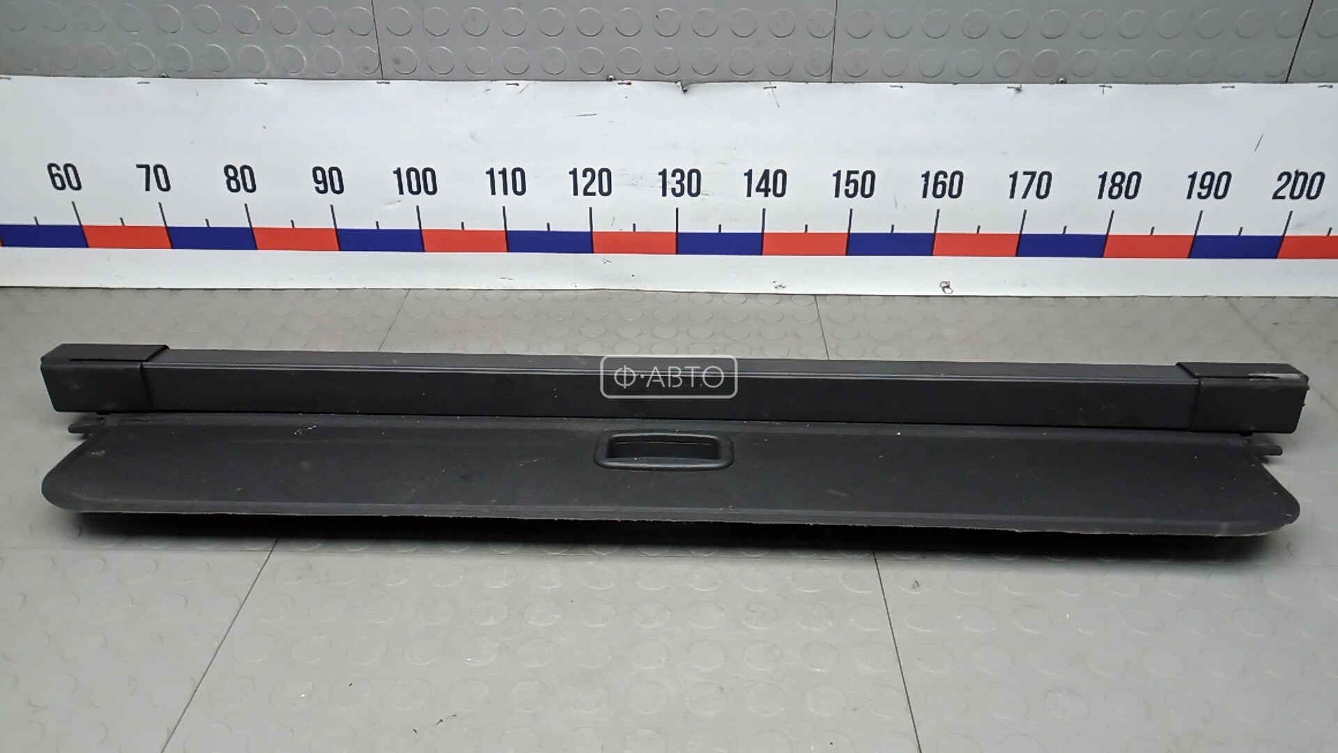 Шторка багажника