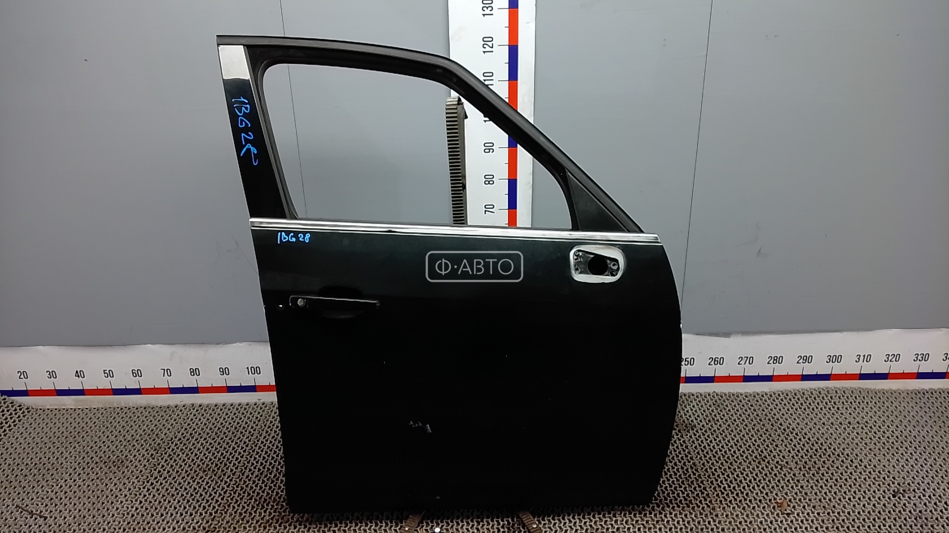 Дверь передняя правая