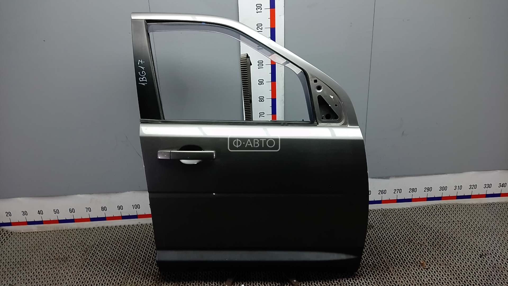 Дверь передняя правая