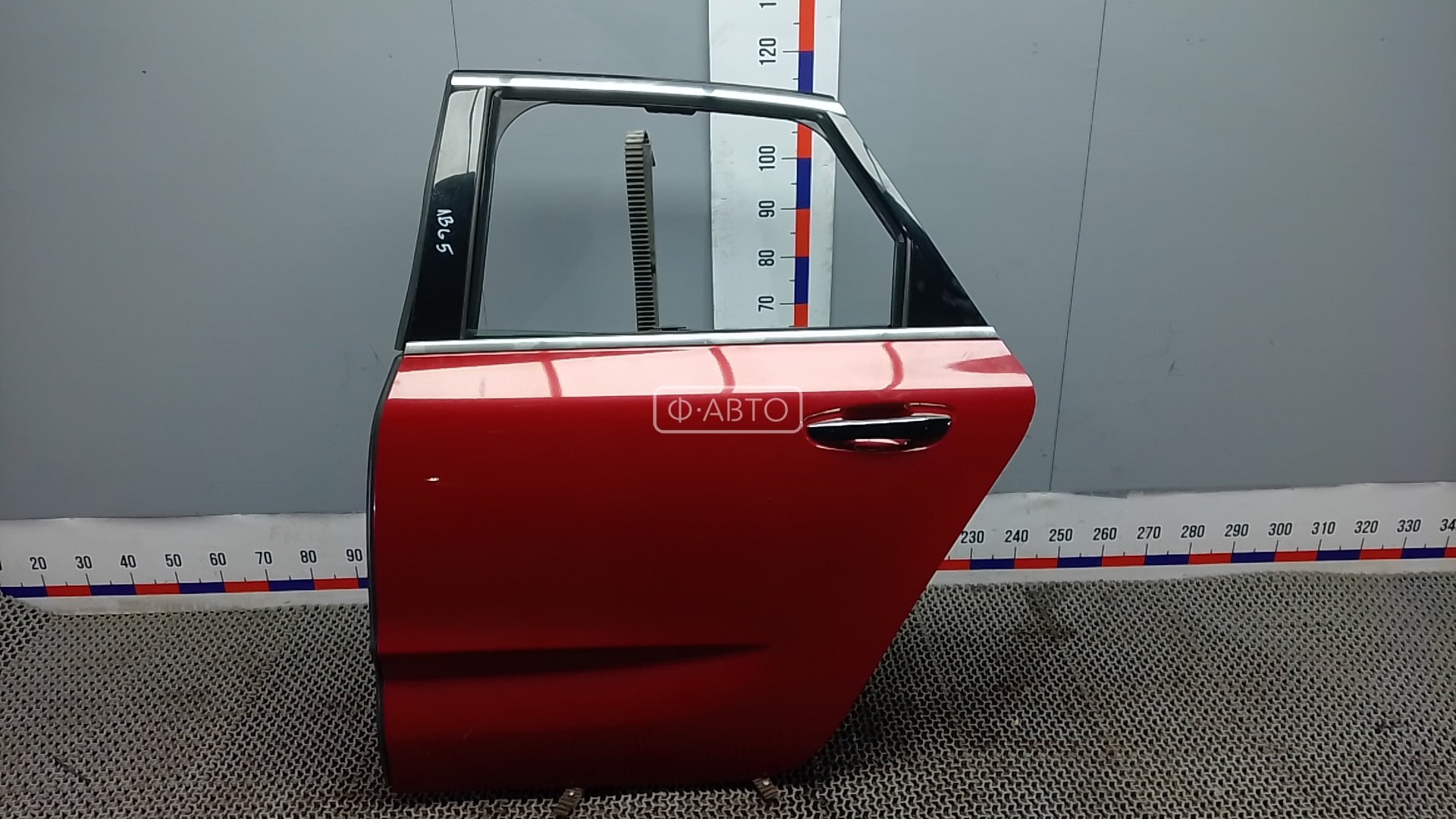 Дверь задняя левая