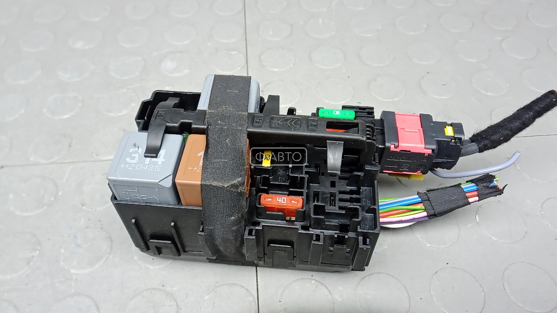 Блок предохранителей