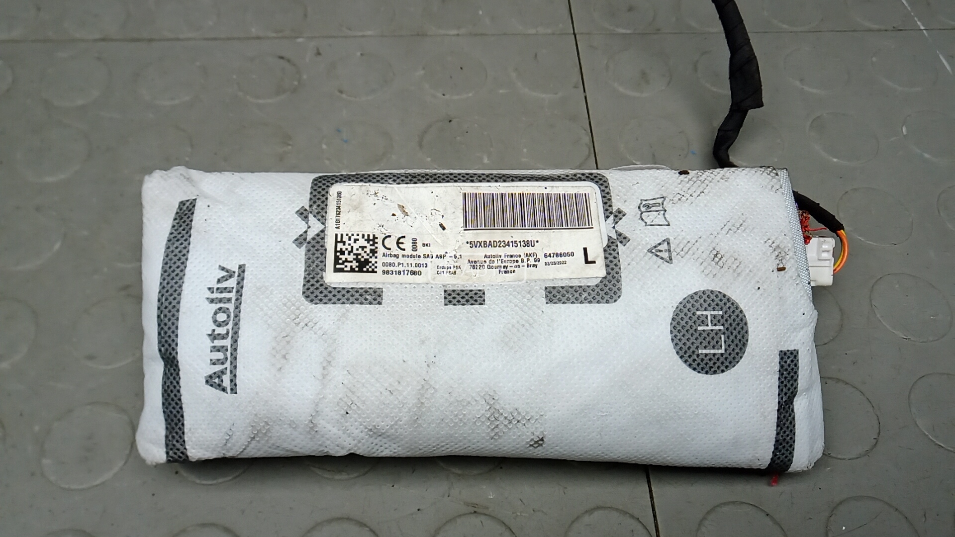 Подушка сидения водителя