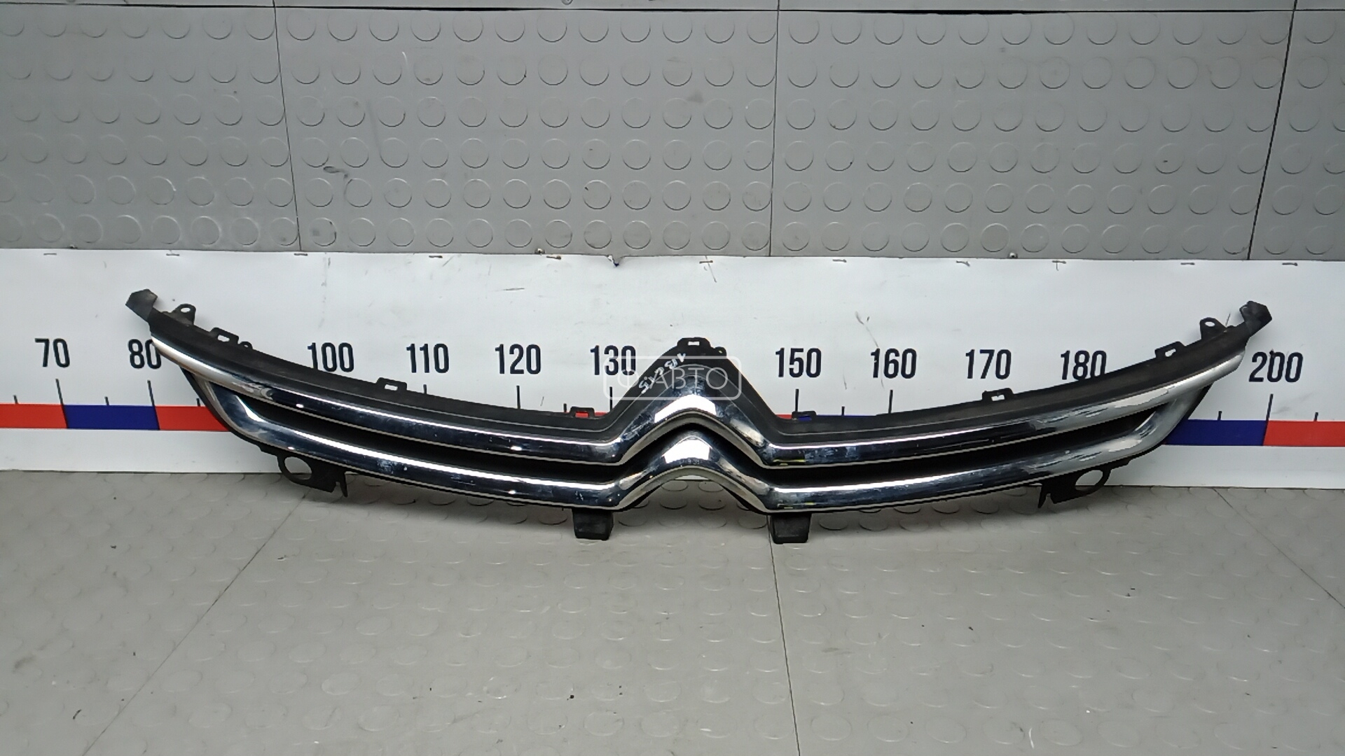 Решетка радиатора