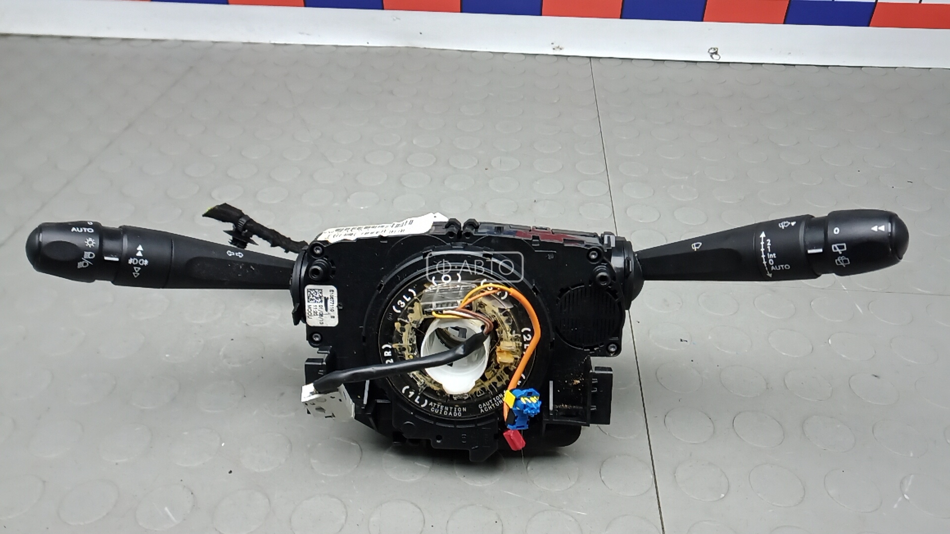 Переключатель поворотов и дворников (стрекоза)