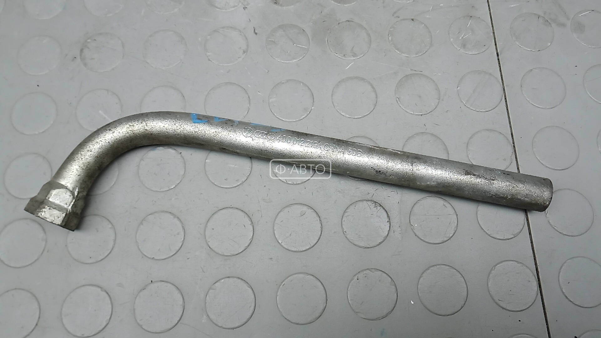 Ключ колесный