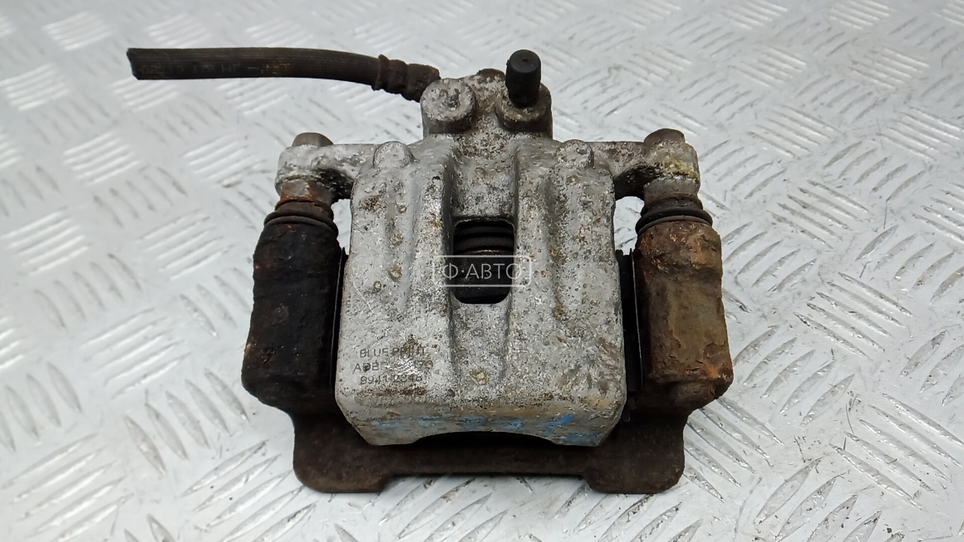 Суппорт тормозной задний правый