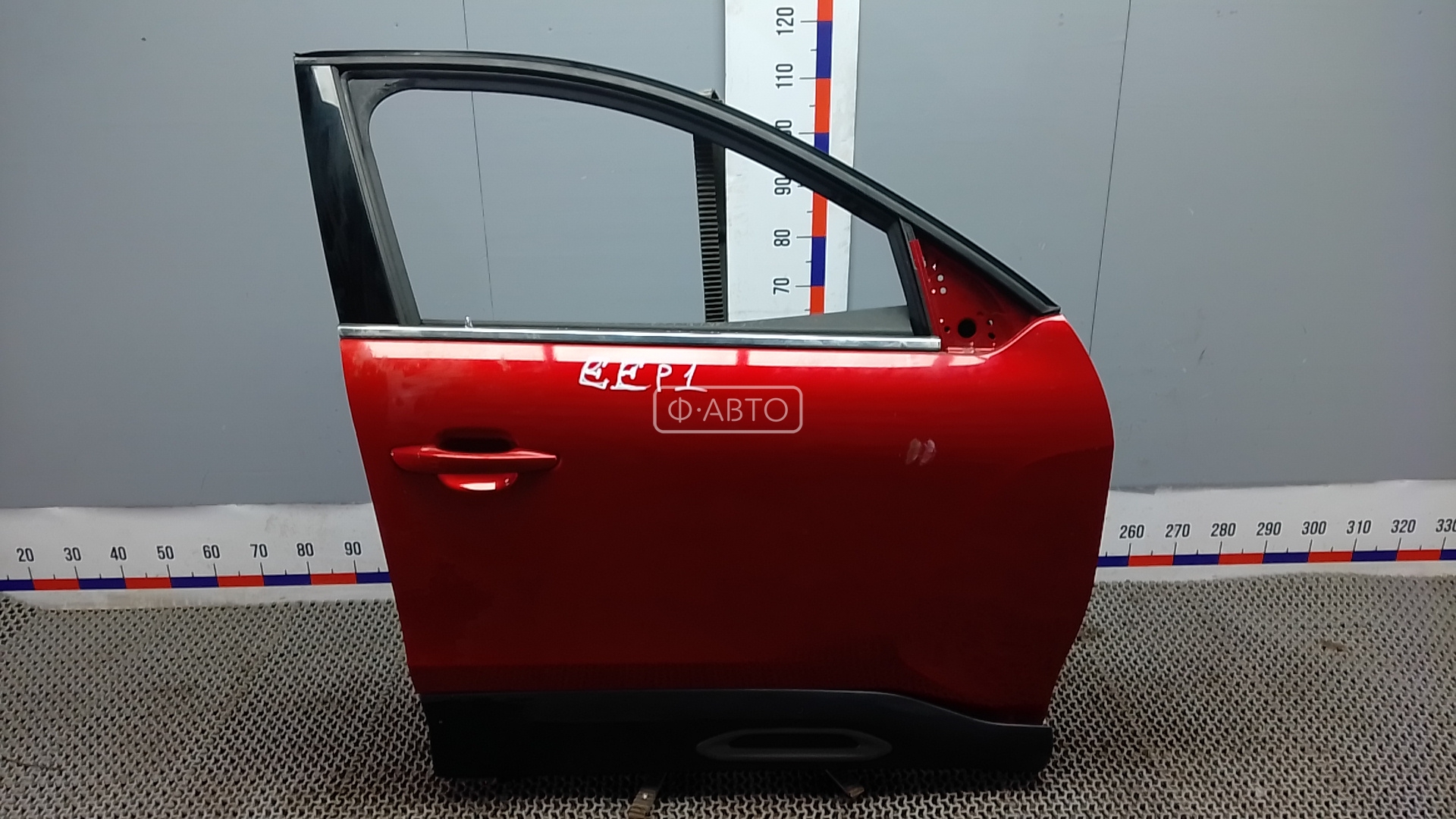 Дверь передняя правая