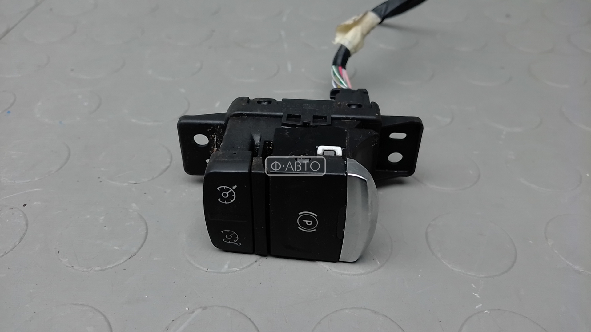 Рычаг ручного тормоза (ручник)