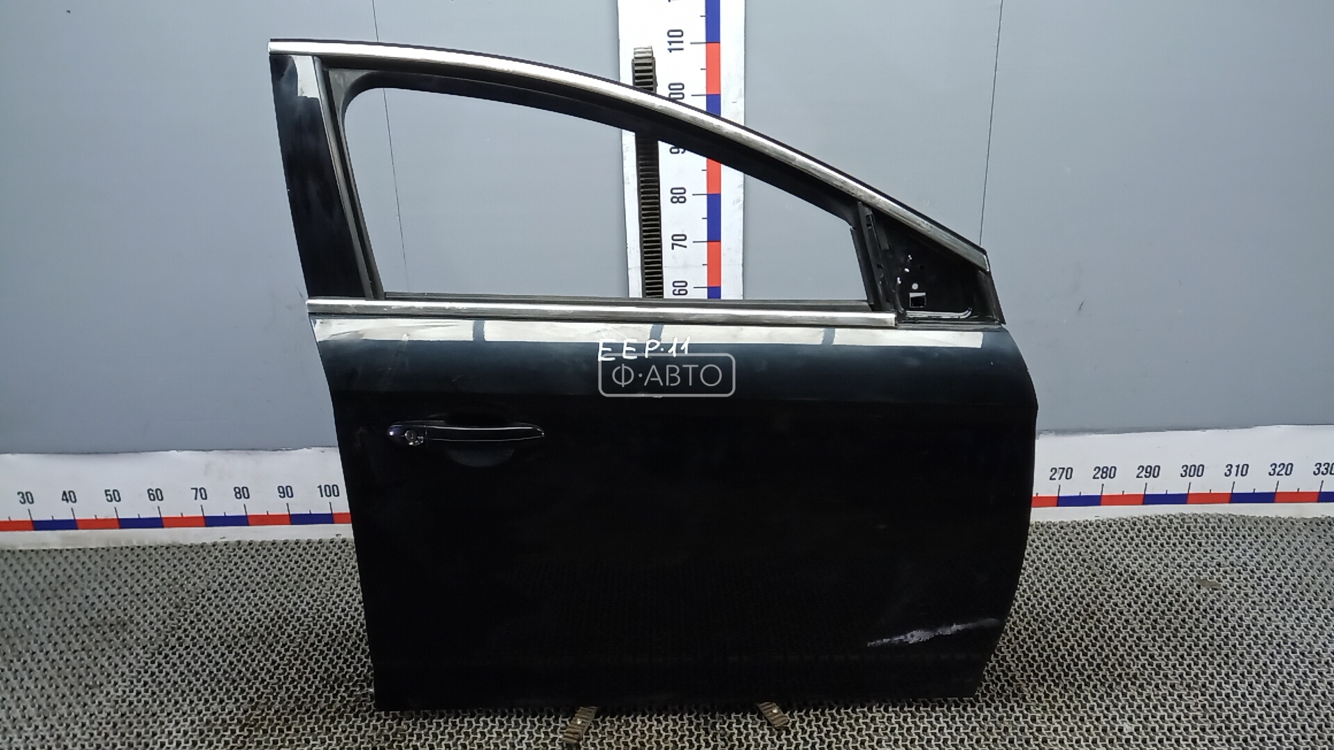 Дверь передняя правая