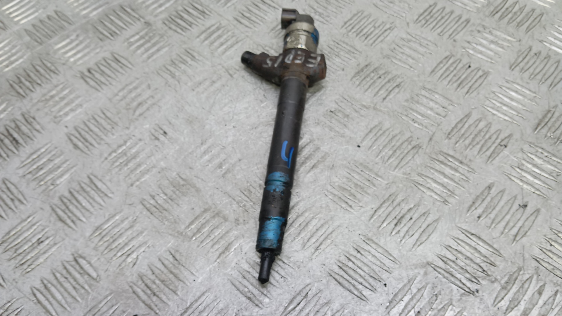 Форсунка дизельная FORD TRANSIT 7