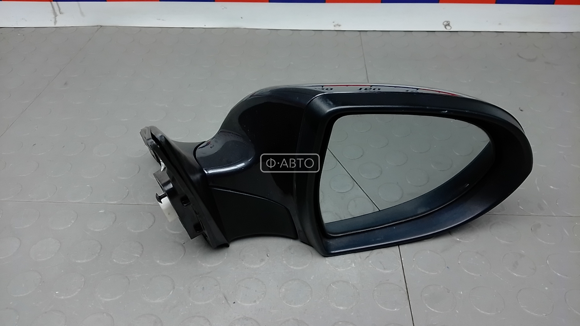Зеркало наружное правое