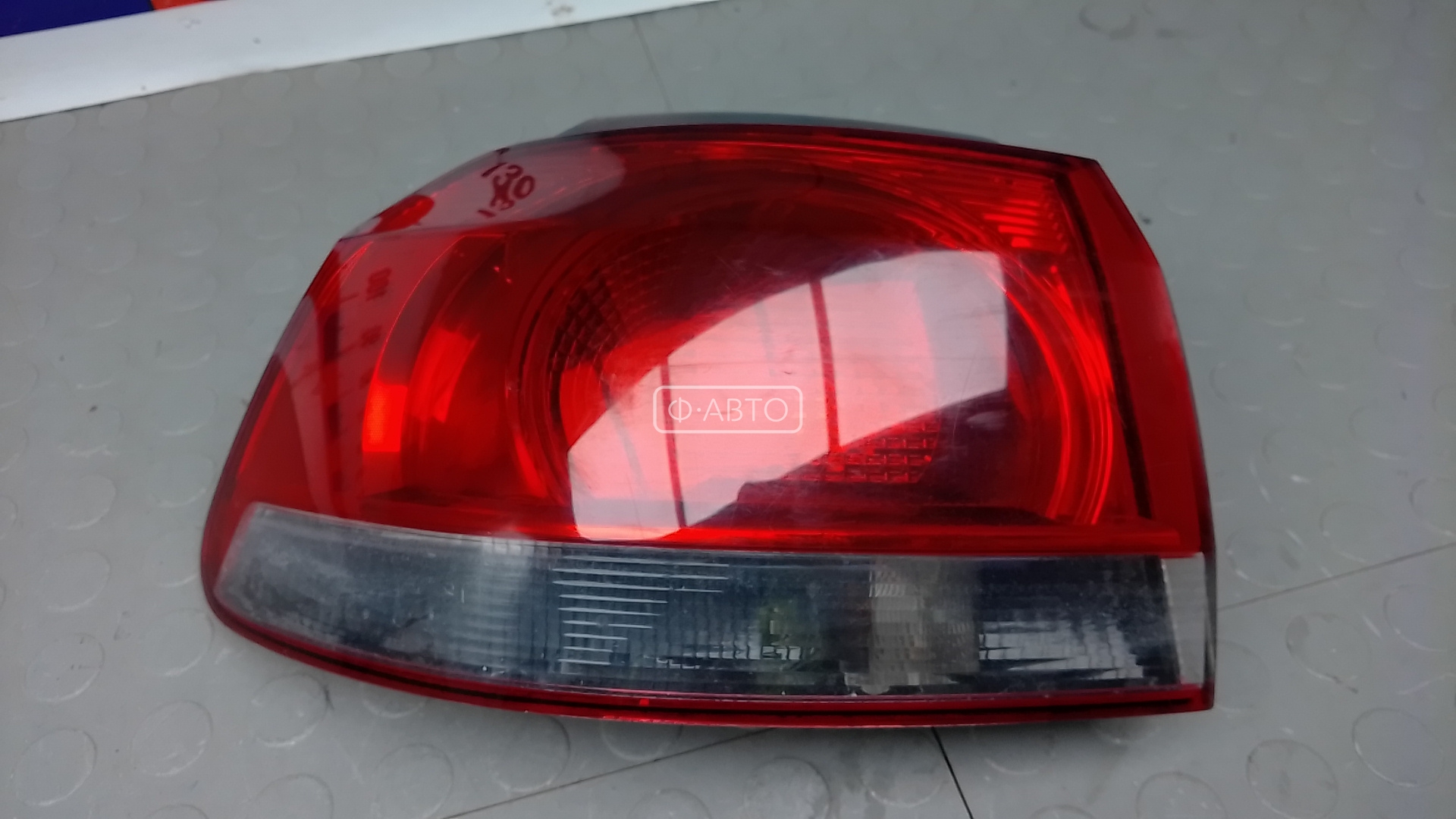 Фонарь задний левый