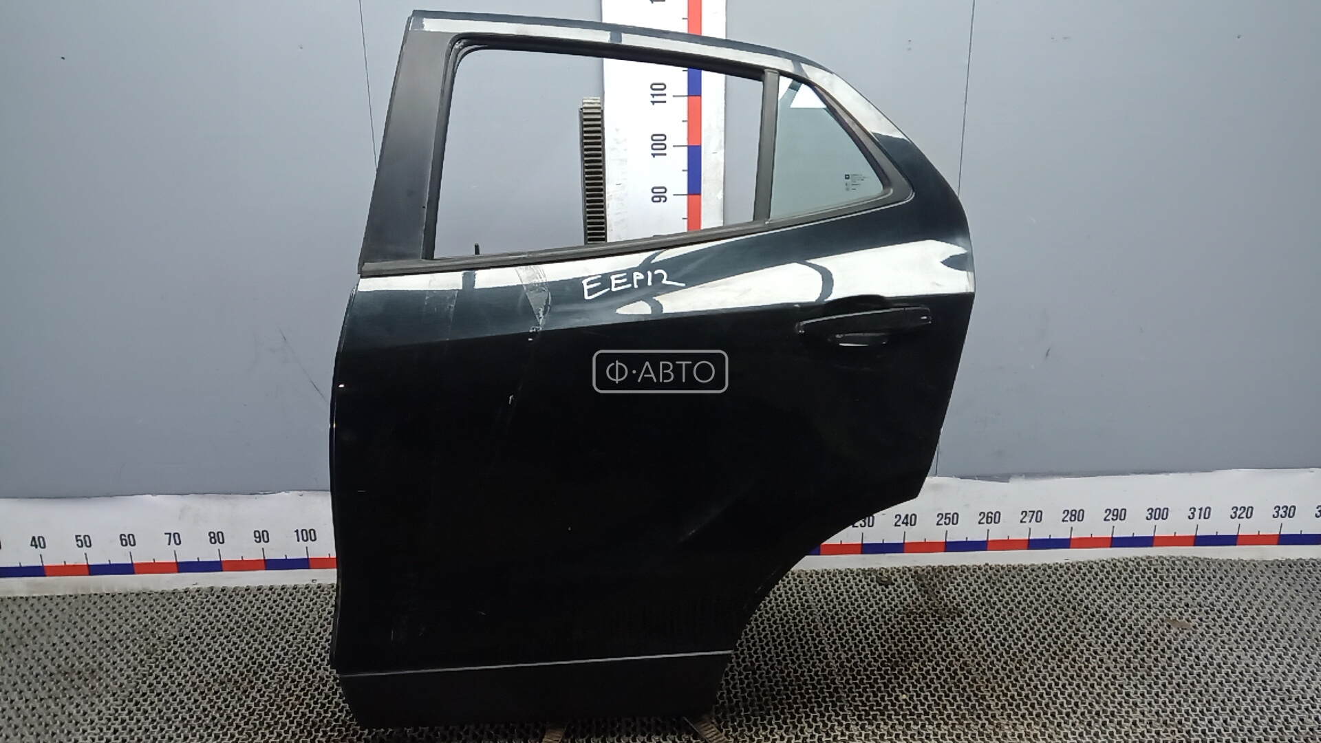 Дверь задняя левая