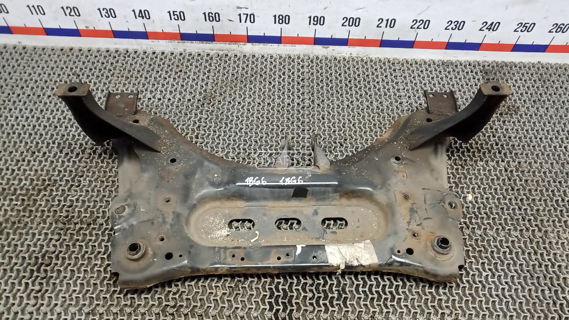 Балка подвески передняя