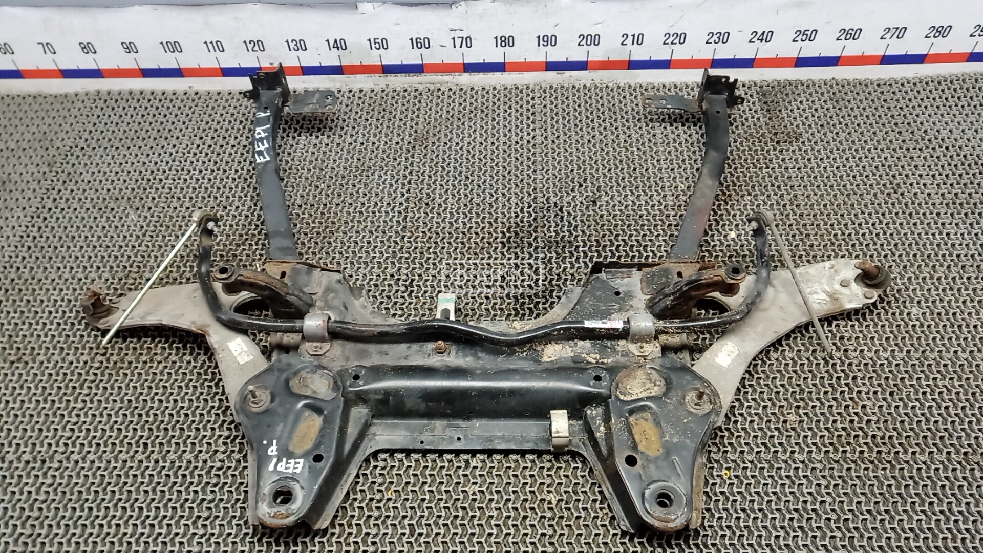 Балка подвески передняя