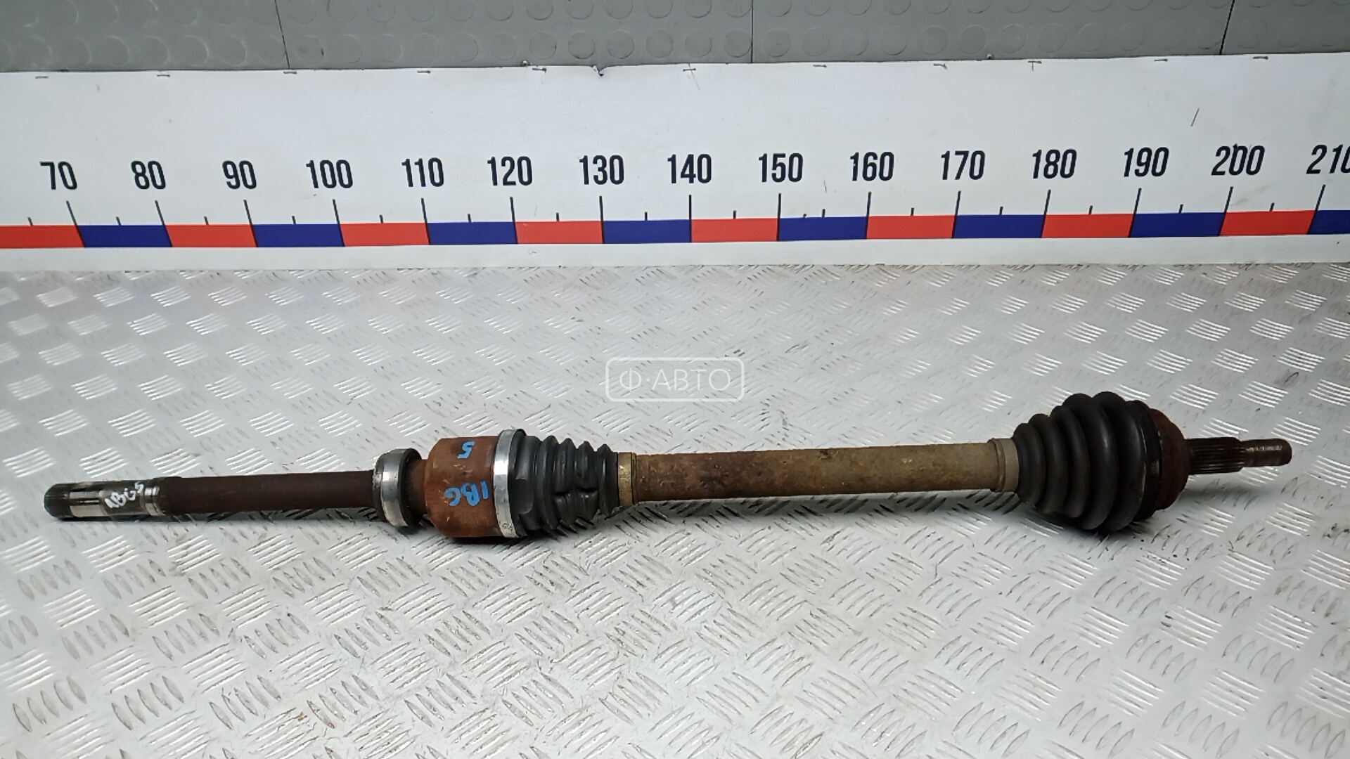 Привод передний правый