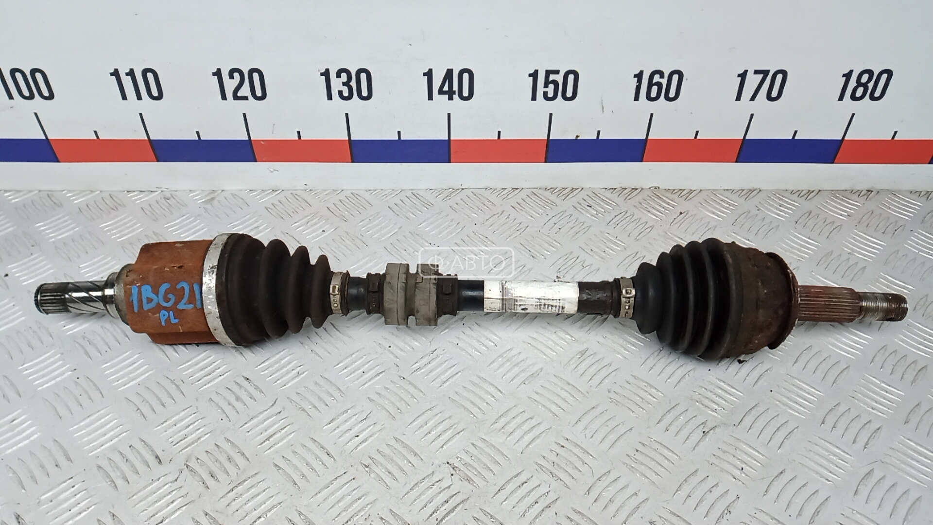 Привод передний левый