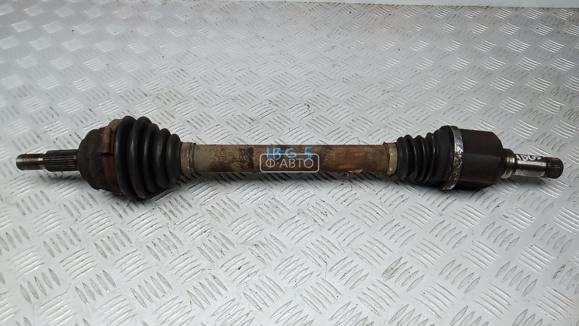 Привод передний левый