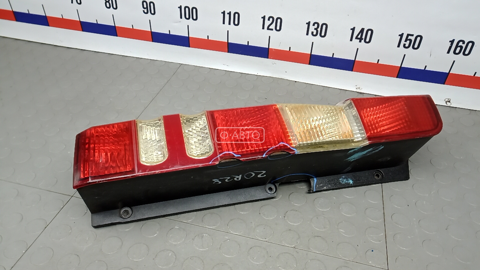 Фонарь задний левый