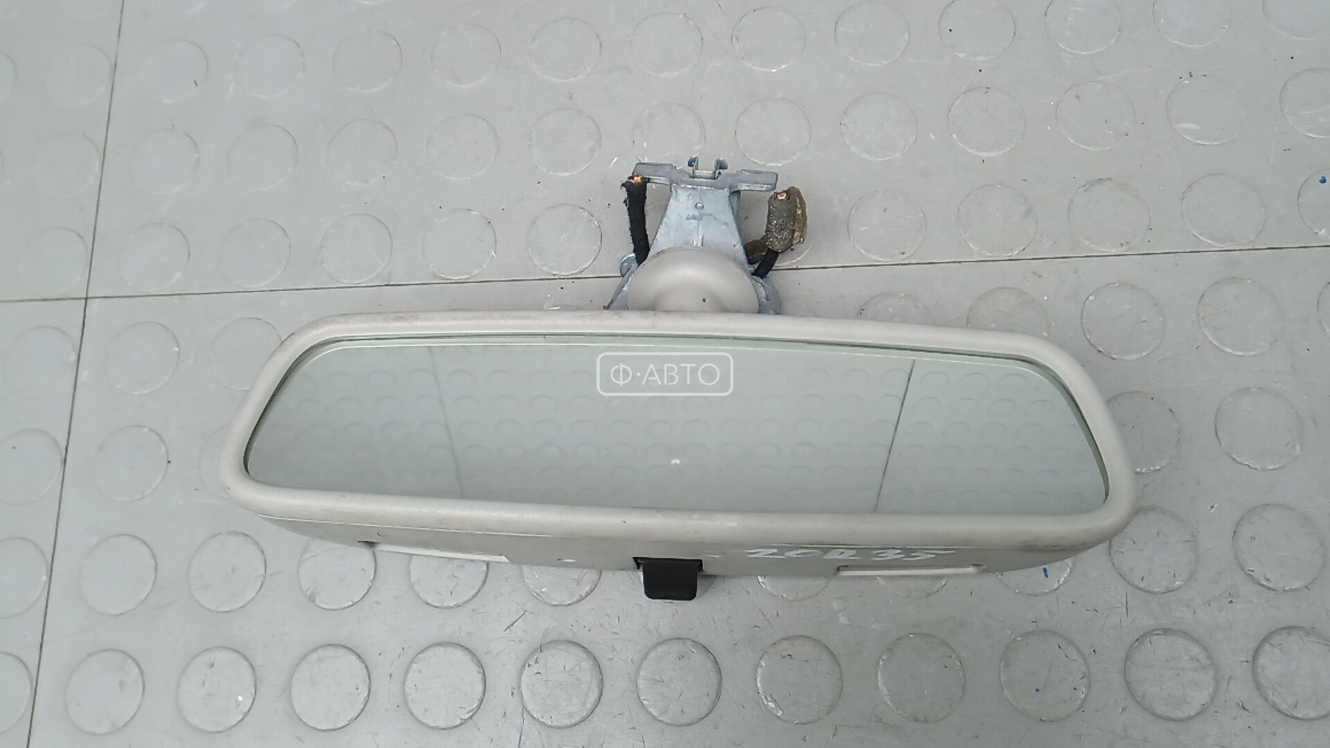 Зеркало салона