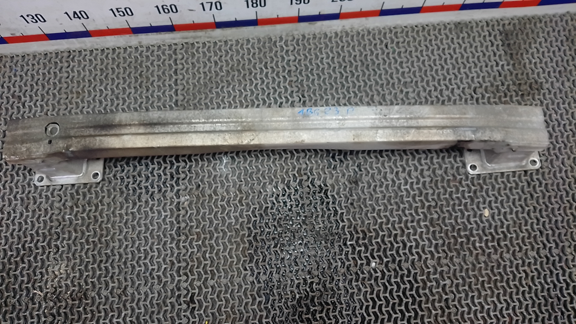 Усилитель бампера передний (кронштейн) CITROEN C4 2