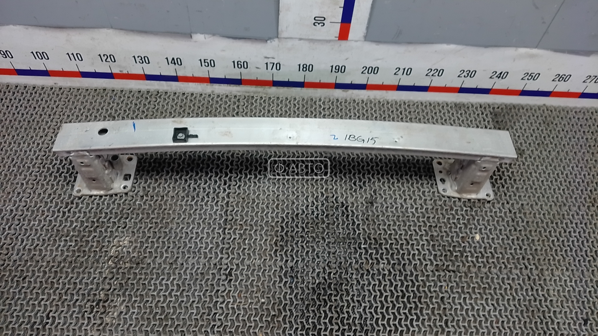 Усилитель бампера задний