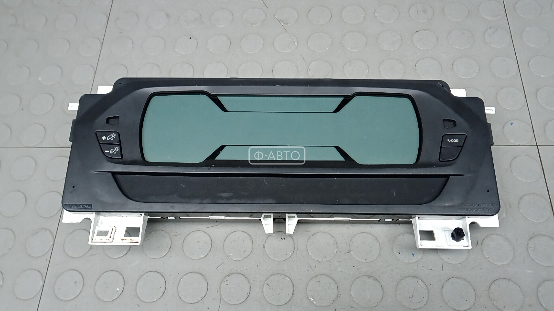 Щиток приборов