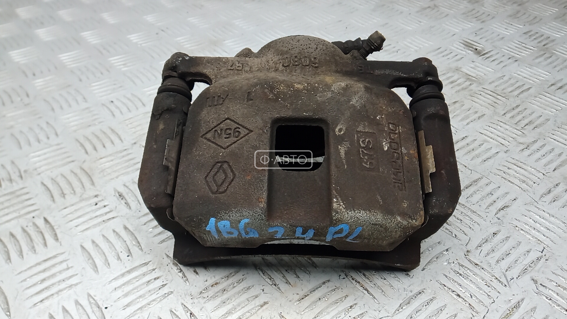 Суппорт тормозной передний левый