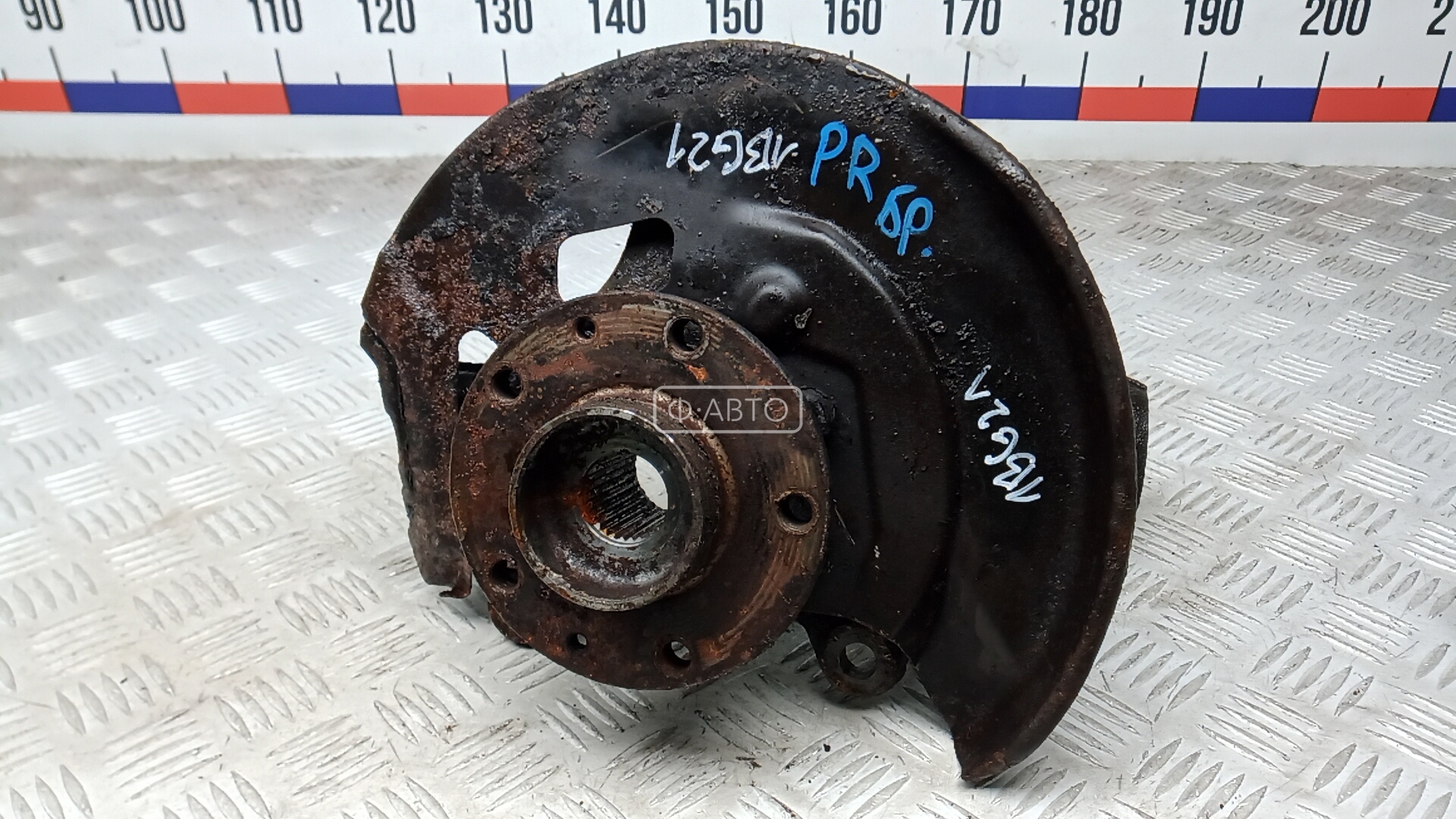 Ступица передняя правая