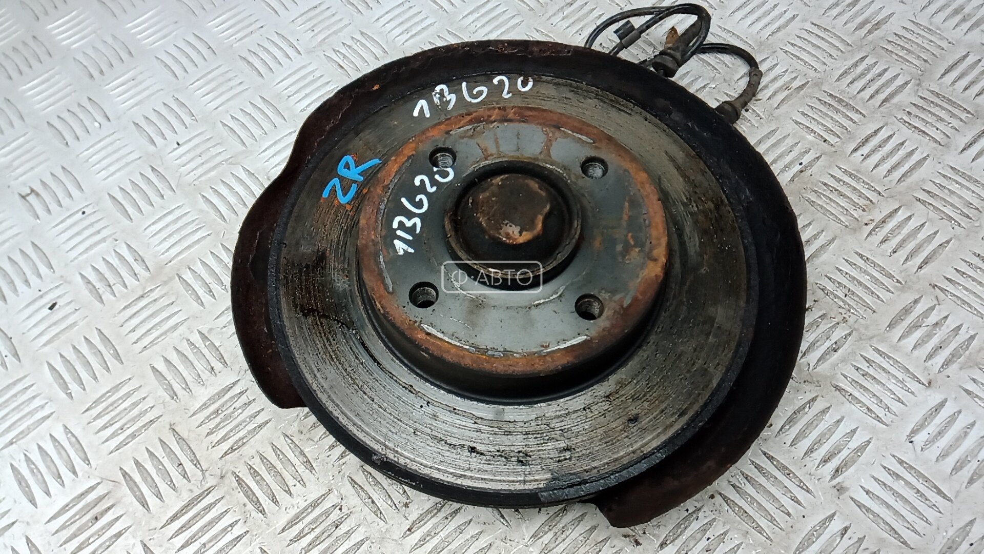 Ступица задняя правая