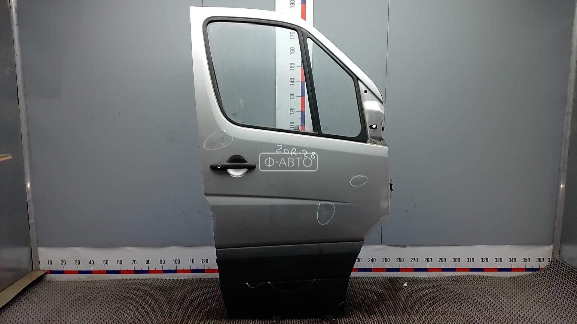 Дверь передняя правая