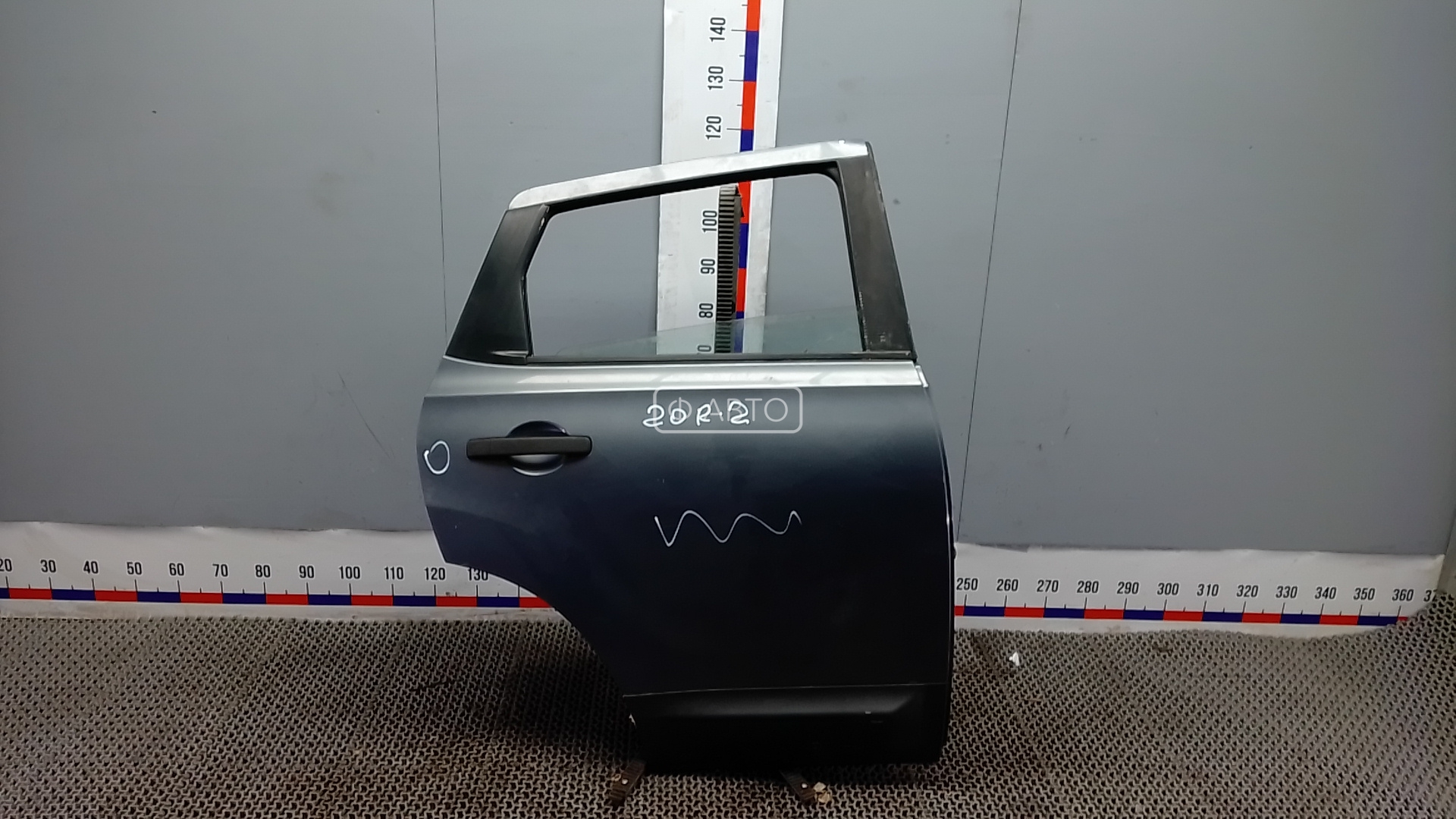 Дверь задняя правая