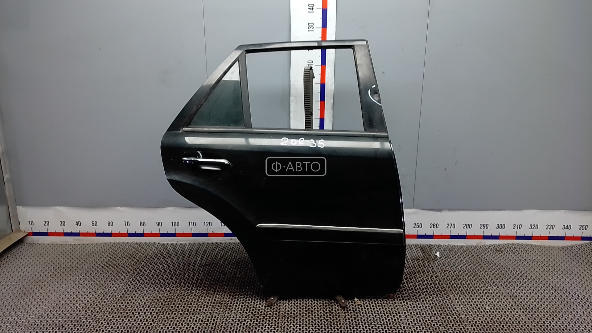 Дверь задняя правая